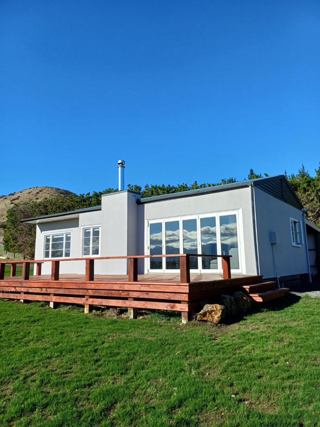 Two-Bedroom House photo 2