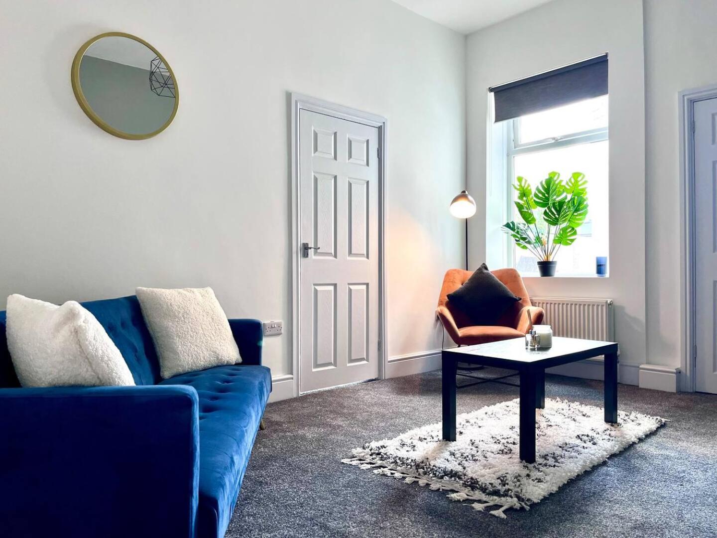 Apartment photo 1