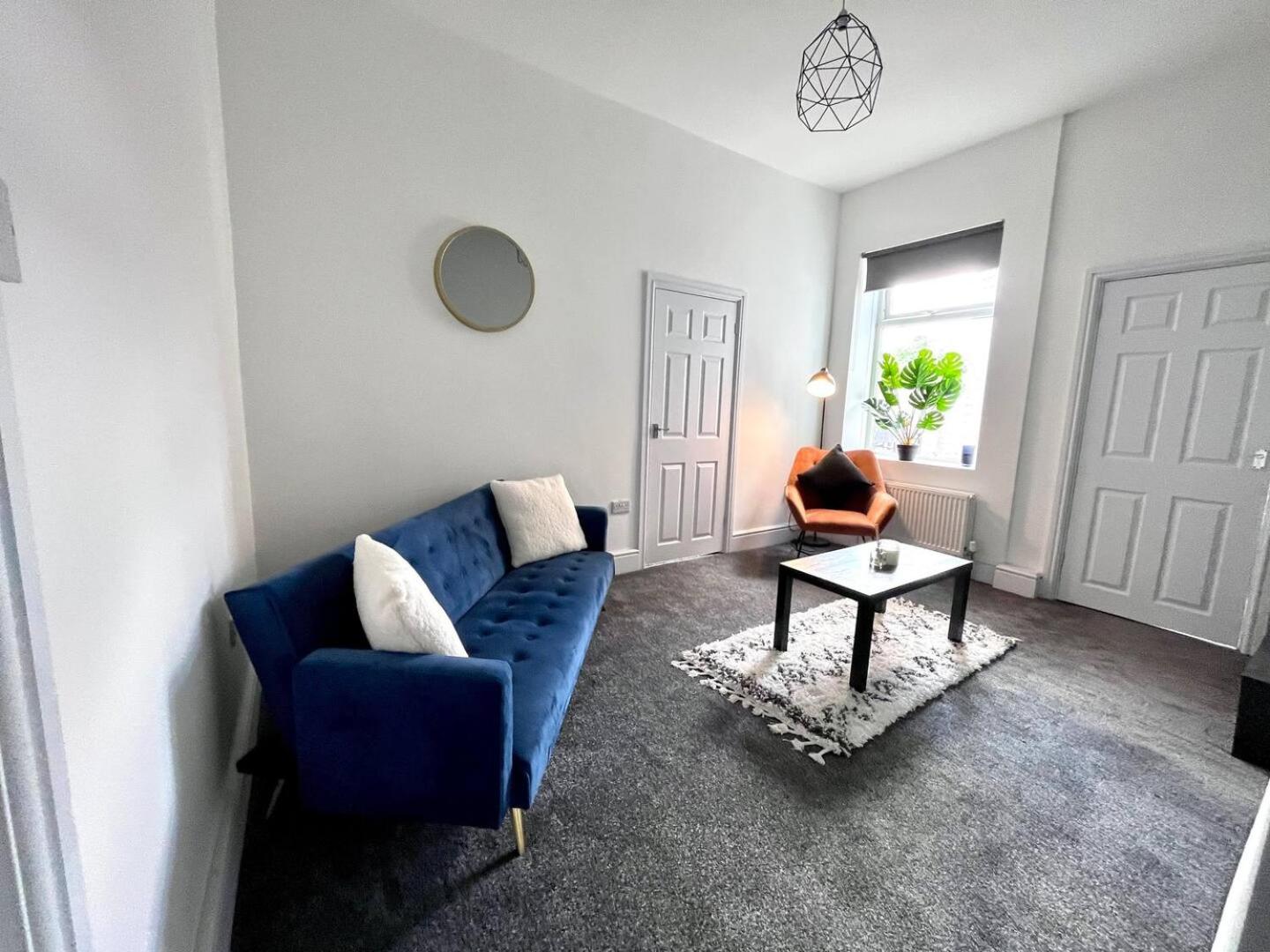 Apartment photo 3