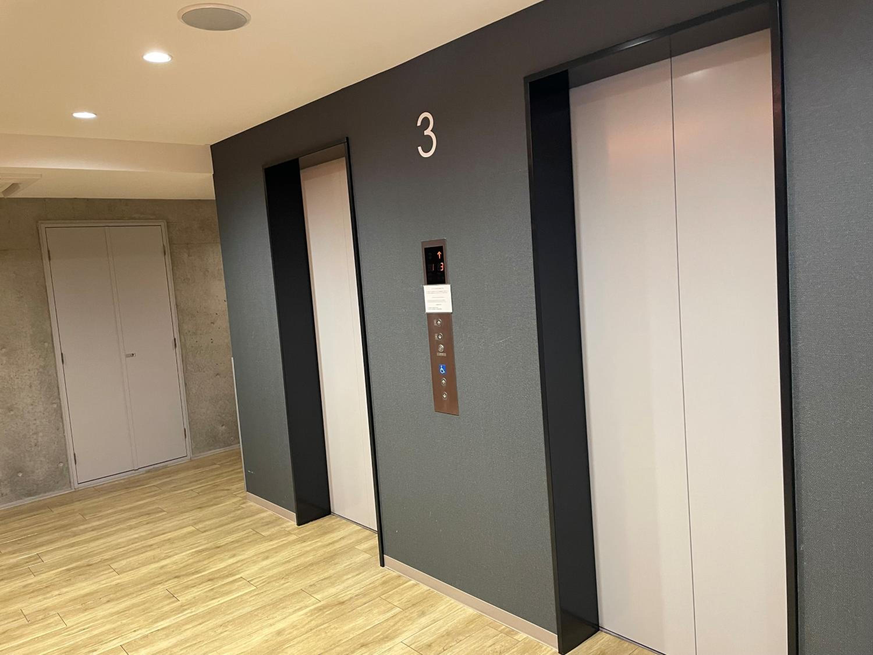 Premium Queen Room New building Non-Smoking