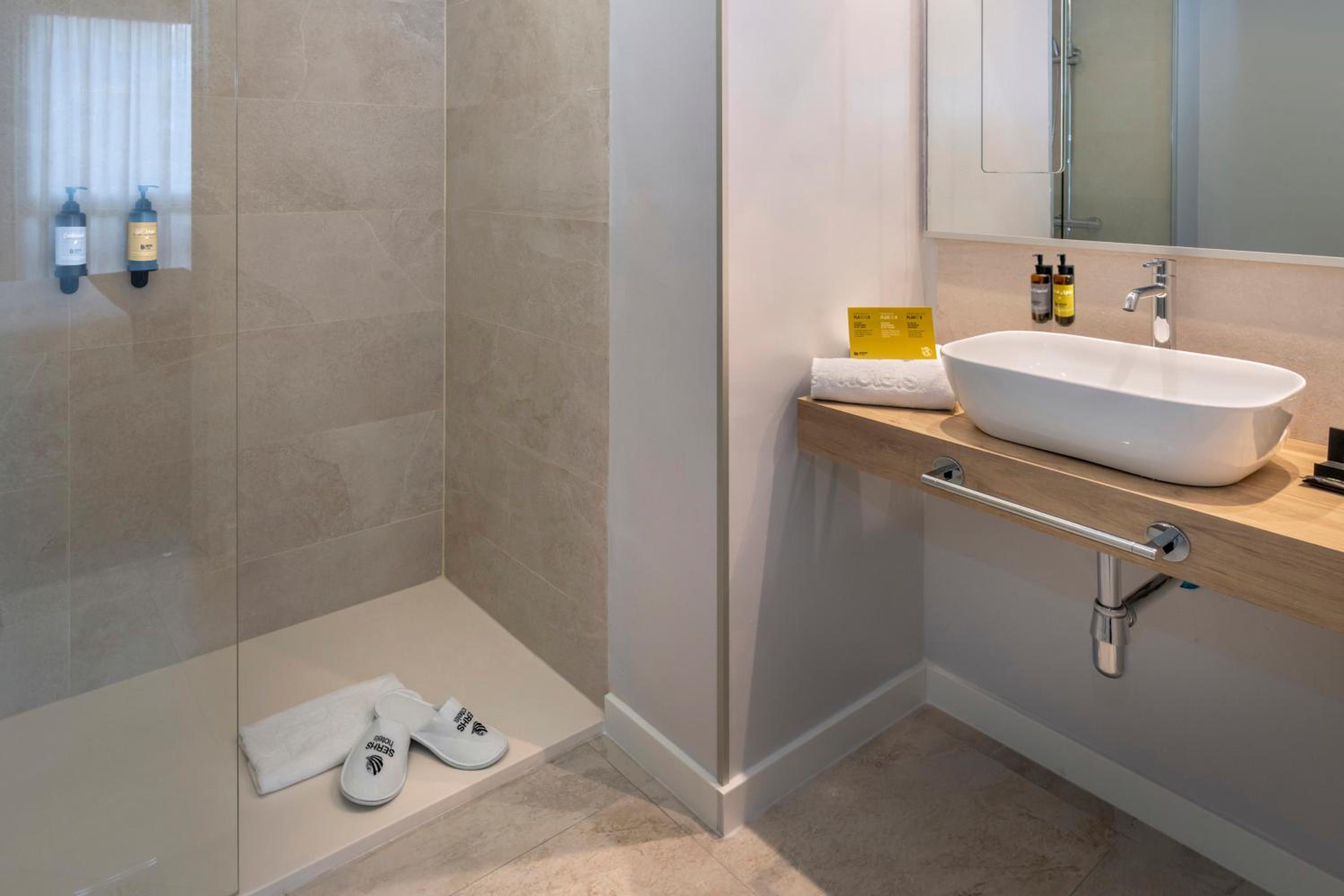Hotel SERHS Rivoli Rambla - Photo 56