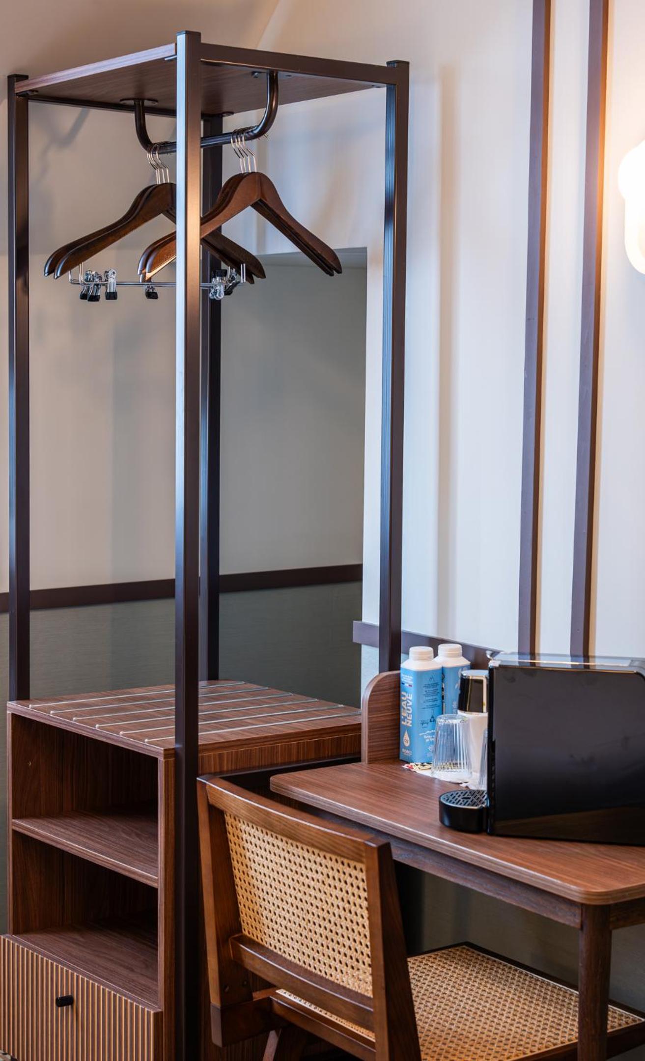 Superior King Room - Non-Smoking - Photo 1