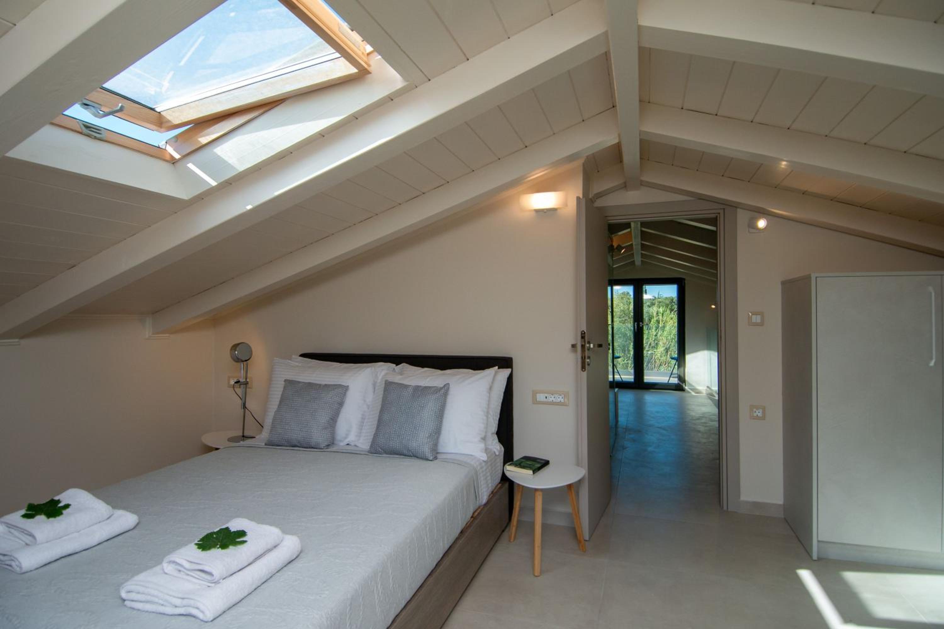 Villa with Private Pool photo 2