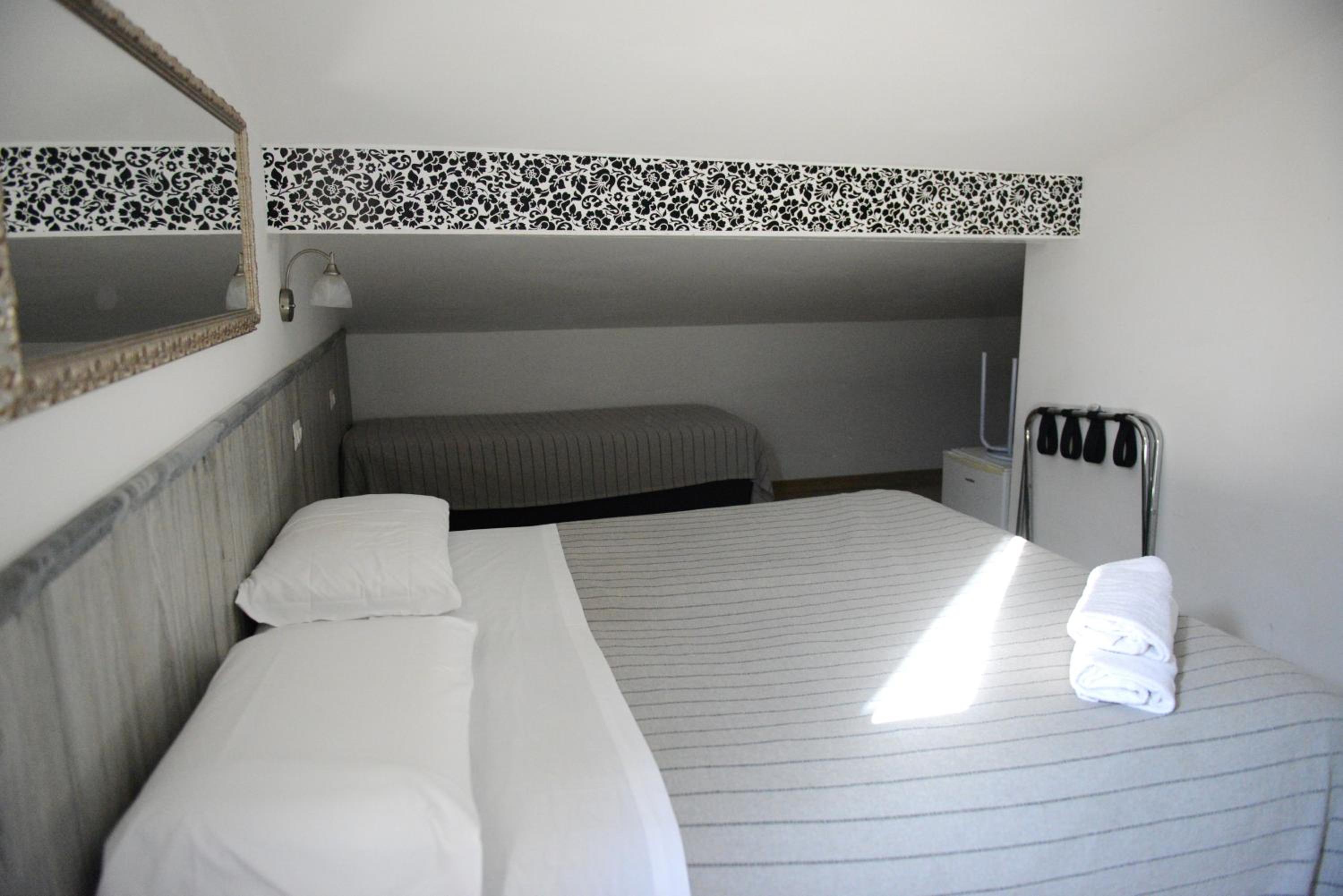 Double or Twin Room - Photo 1