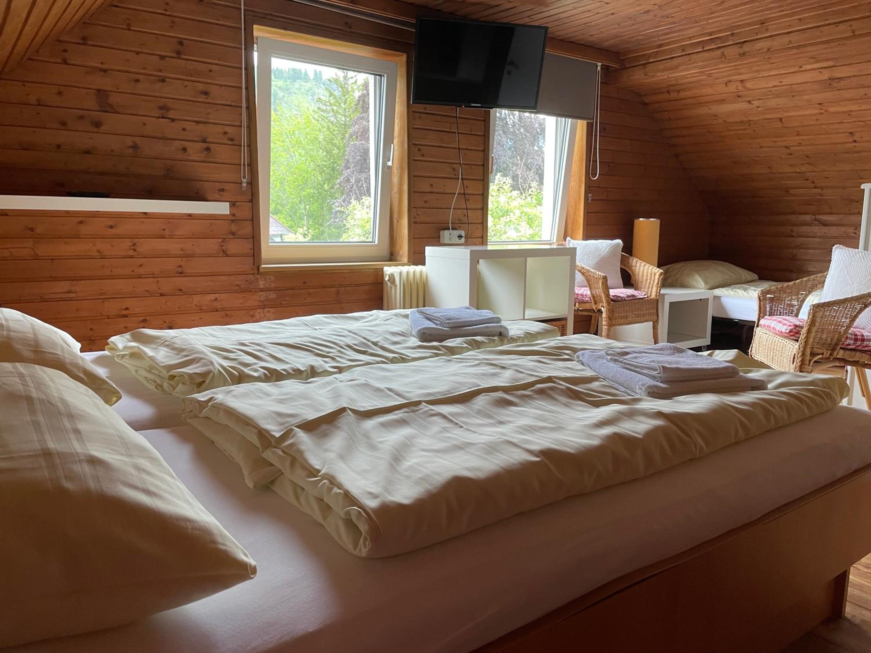Triple Room with Bathroom