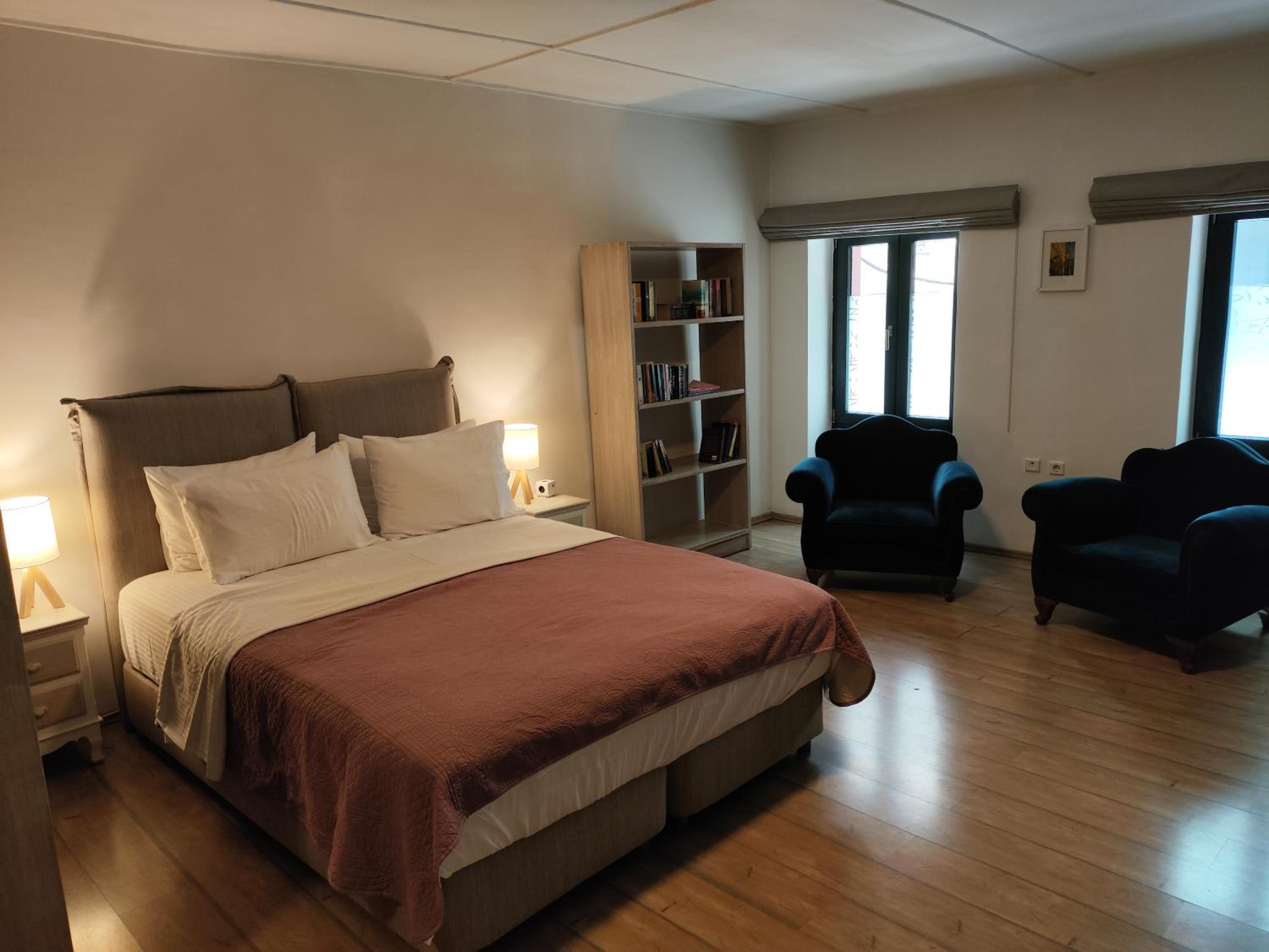 Apartment - Split Level