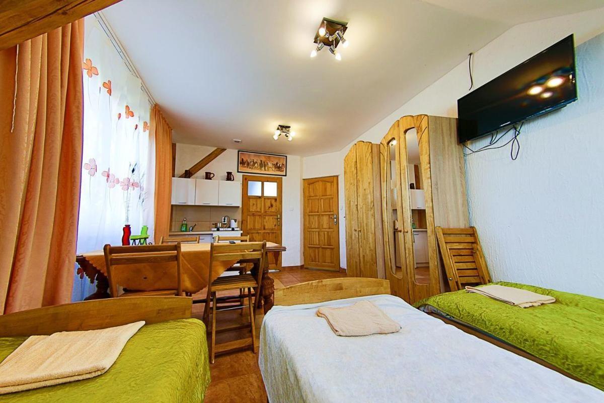 Two-Bedroom Suite photo 3