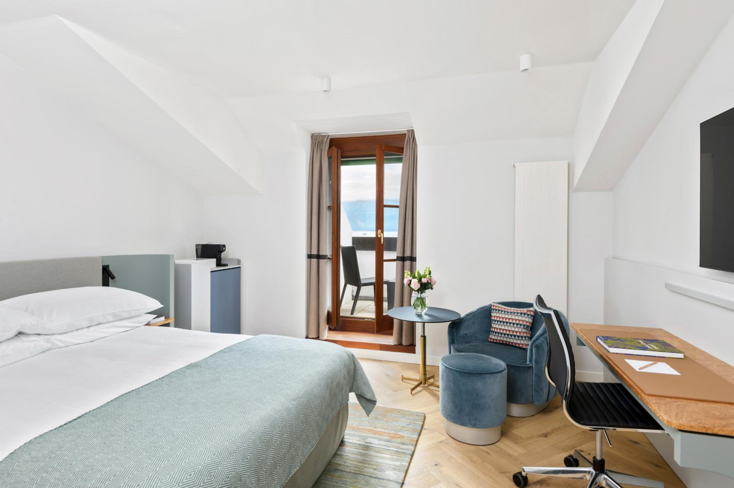 Executive Double Room with Lake View photo 1