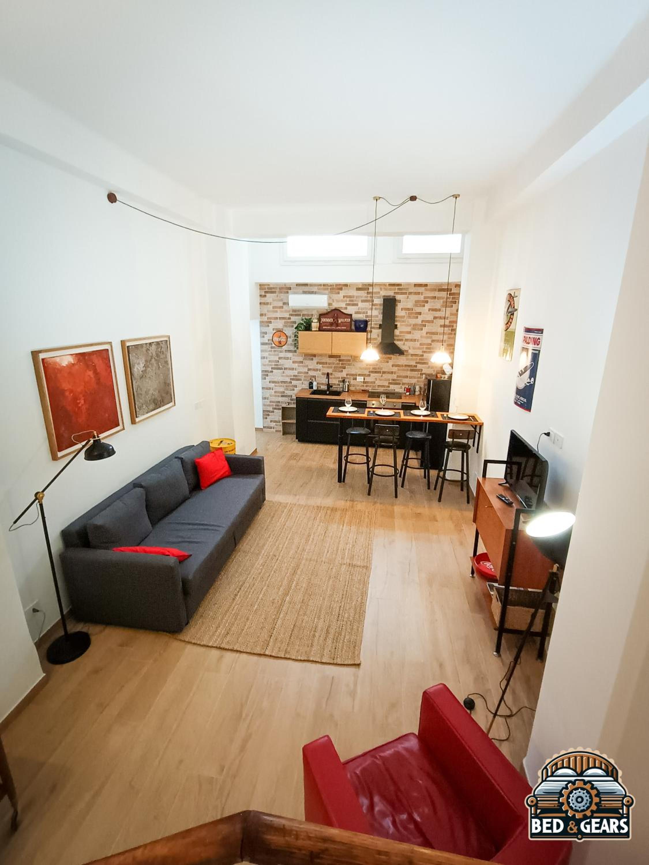 One-Bedroom Apartment