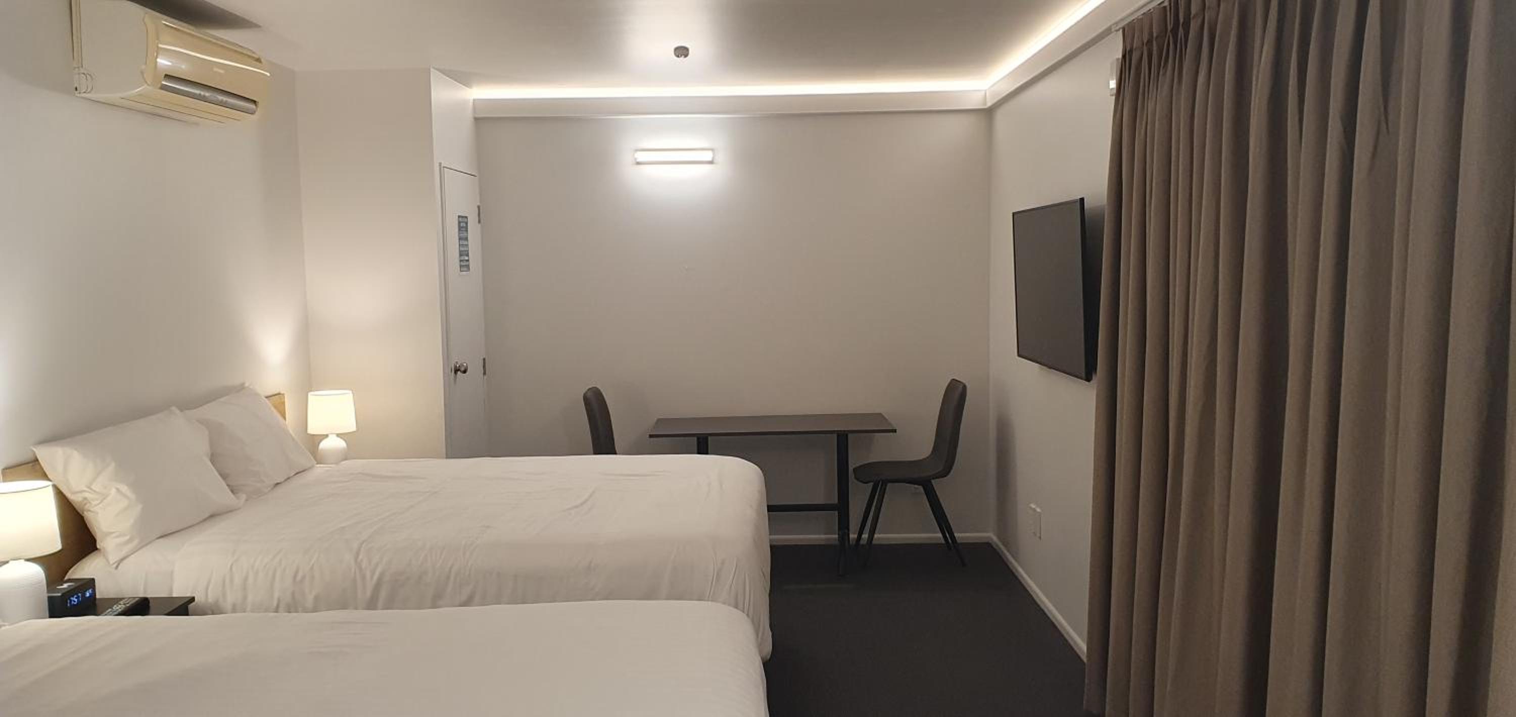 Deluxe Double or Twin Room - Photo 1