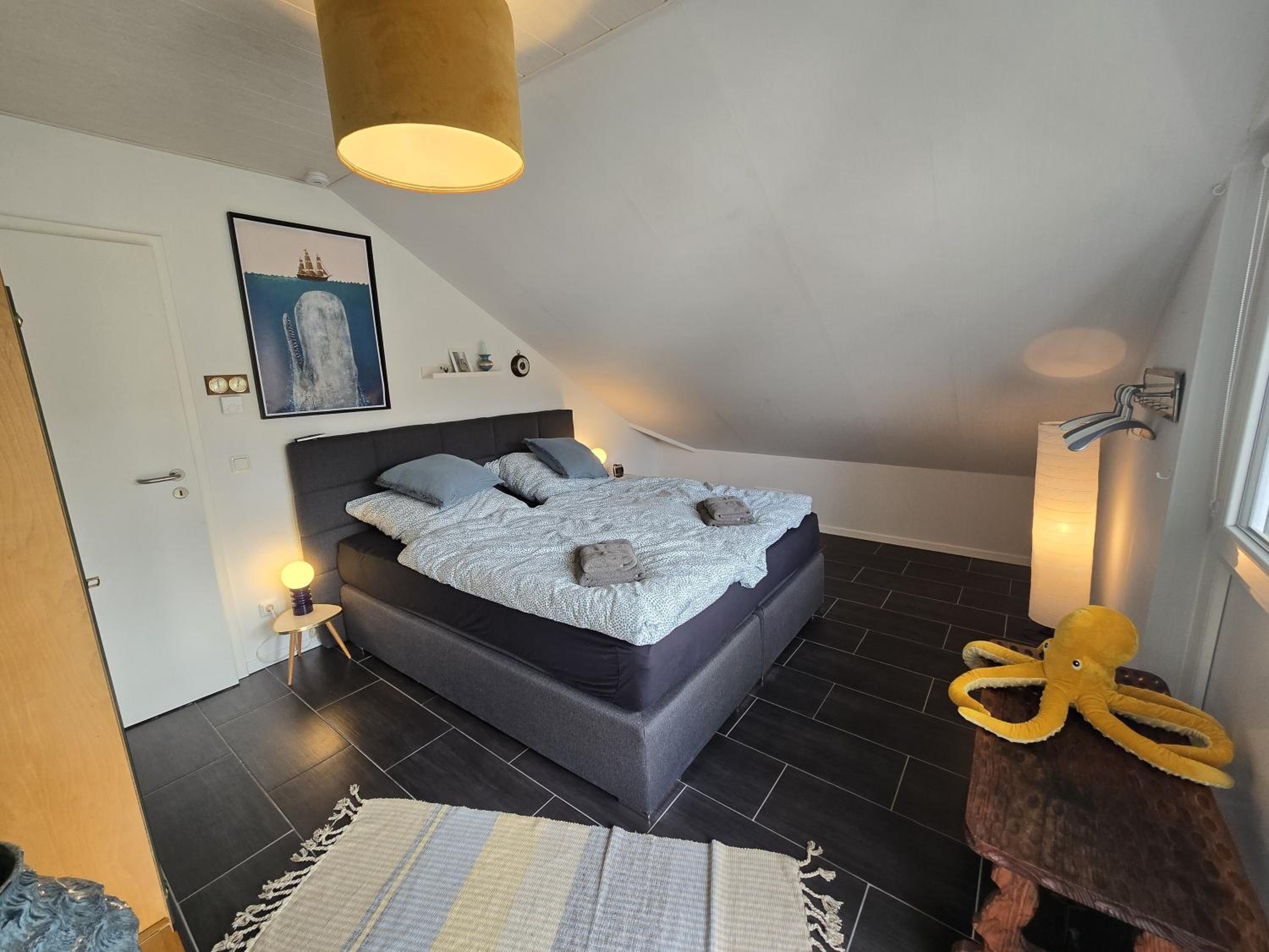 Two-Bedroom Deluxe Apartment with Garden View