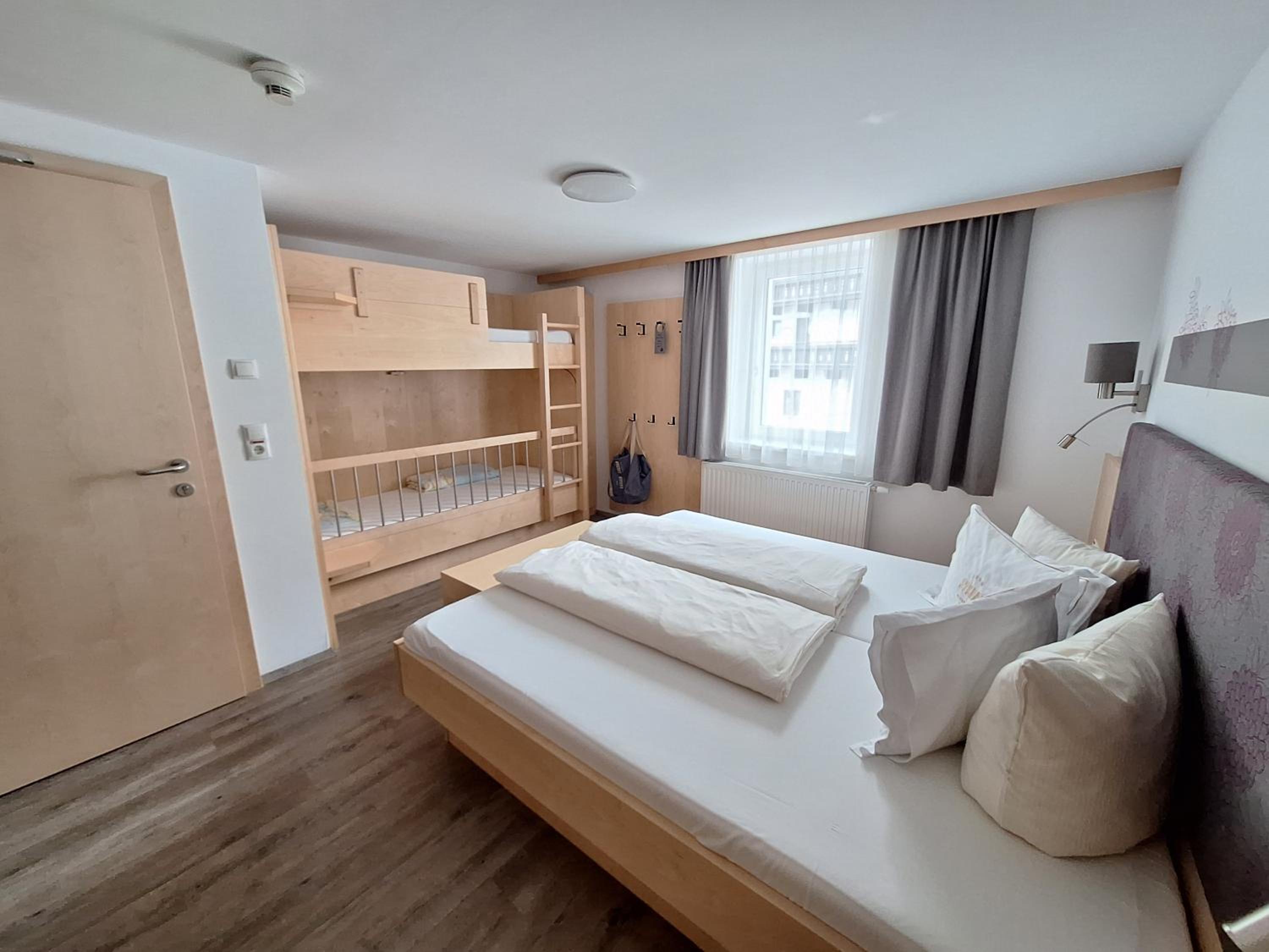 Quadruple Room photo 3