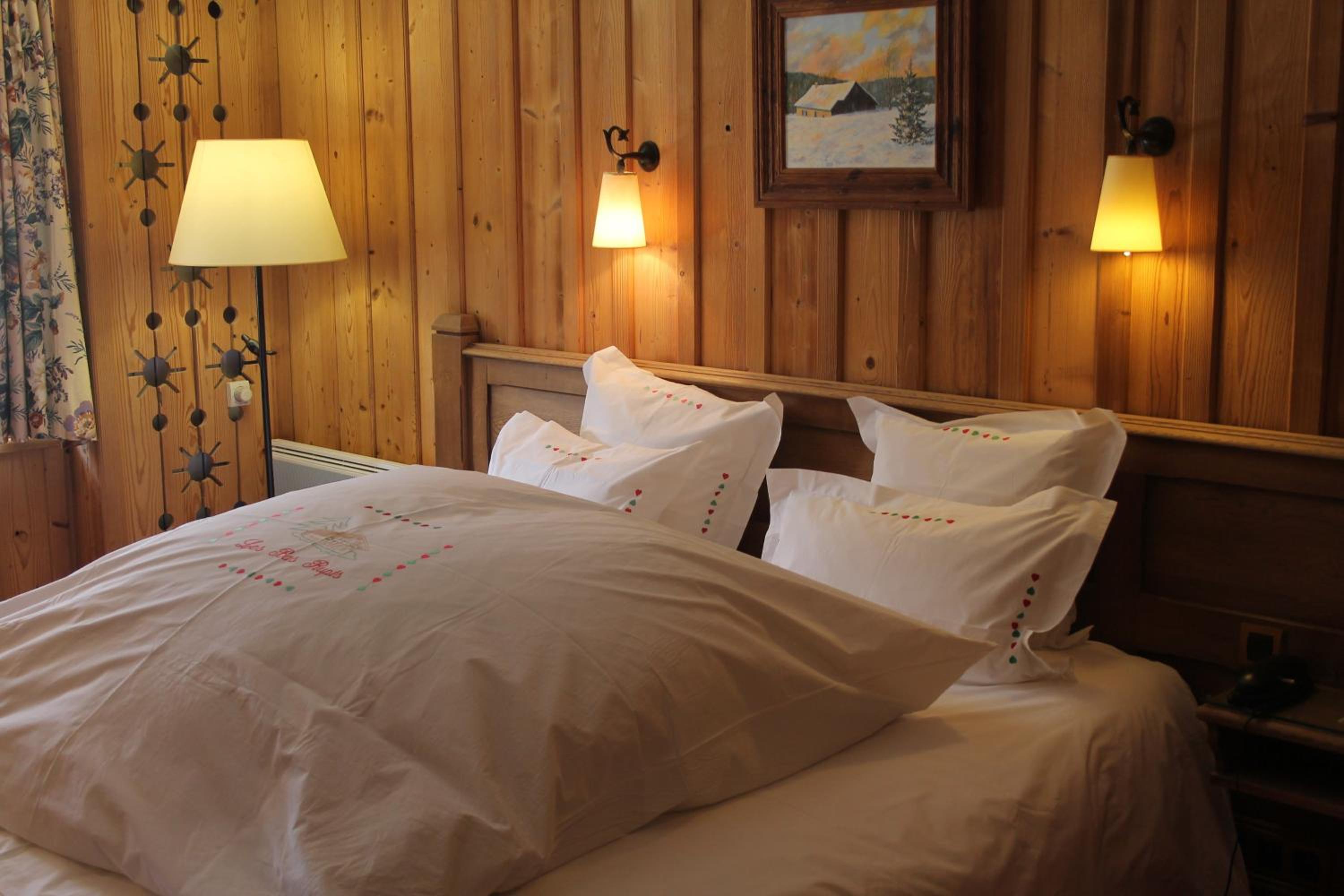 Standard King Room photo 1