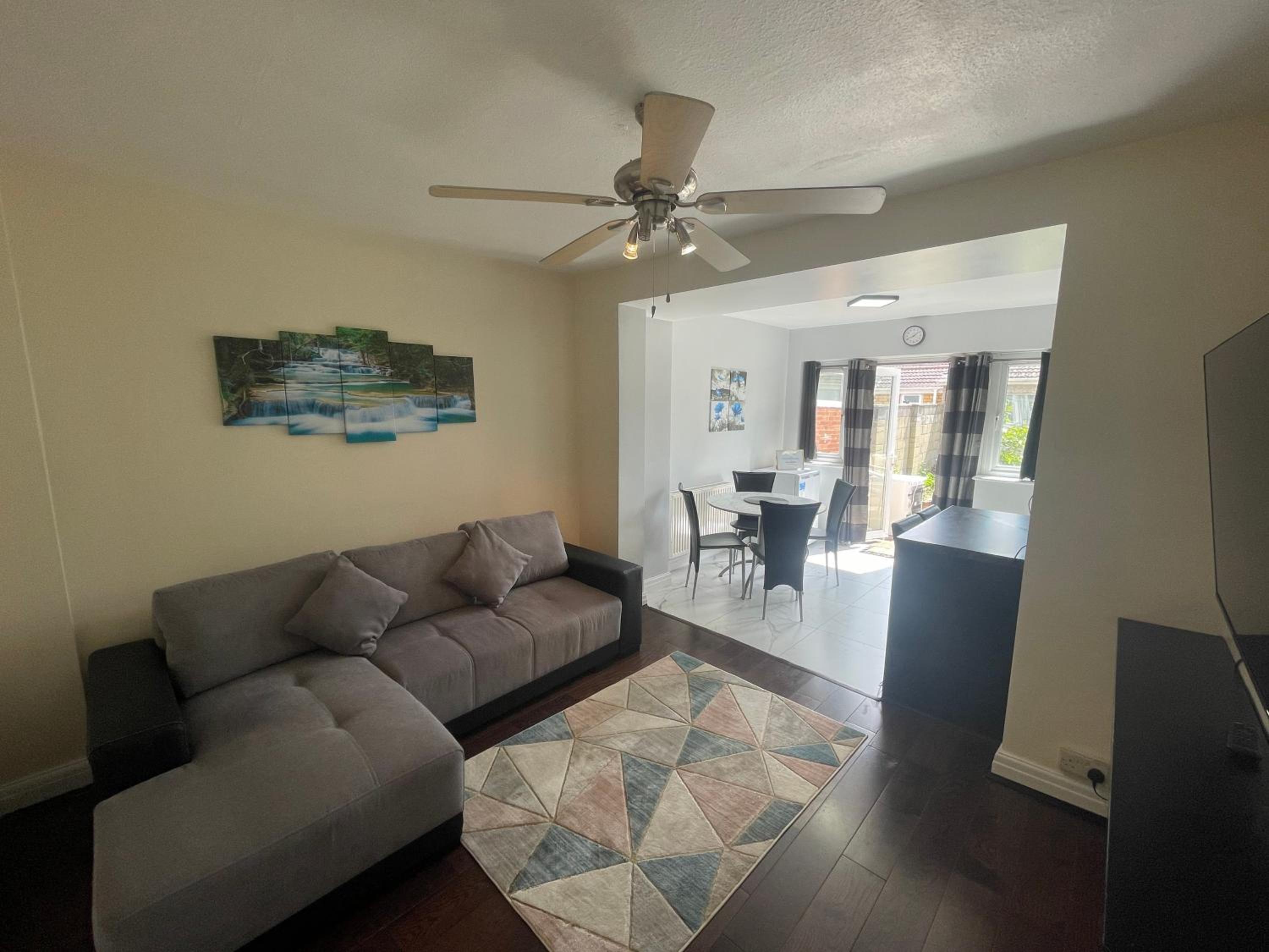 Apartment - Ground Floor photo 1