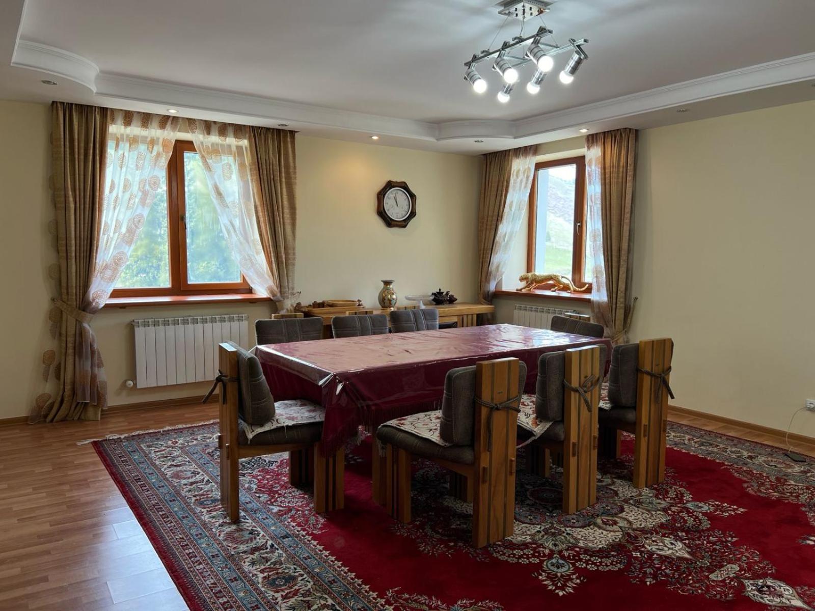 Three-Bedroom Villa photo 2