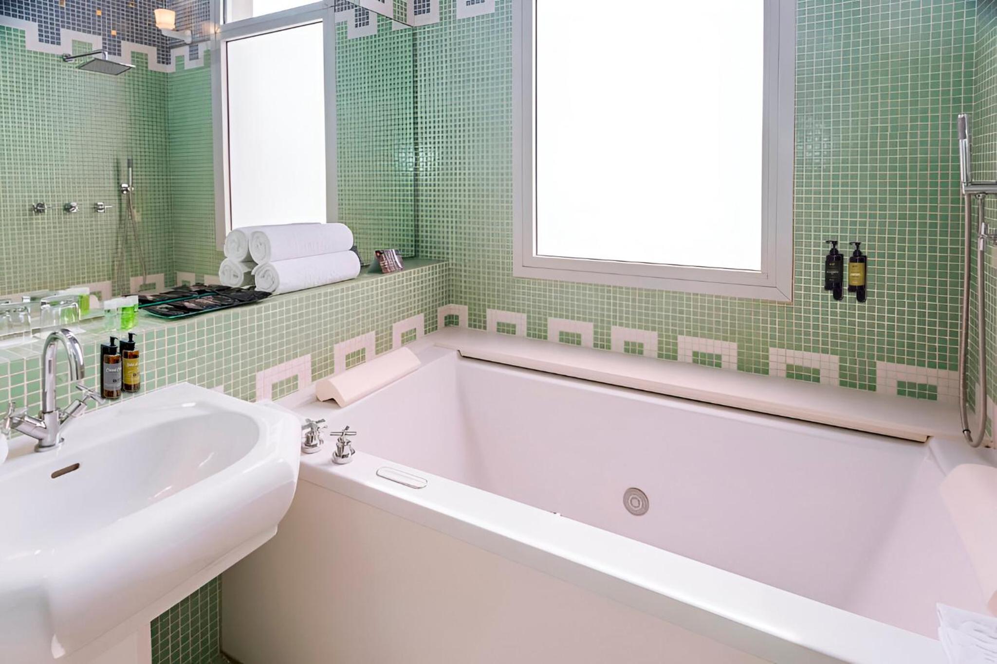 Hotel SERHS Rivoli Rambla - Photo 92