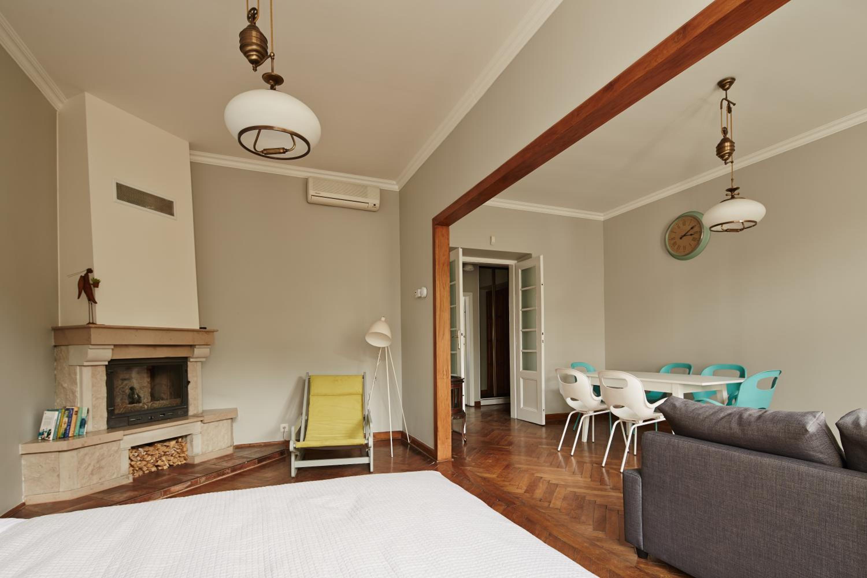 Two-Bedroom Apartment - Photo 23