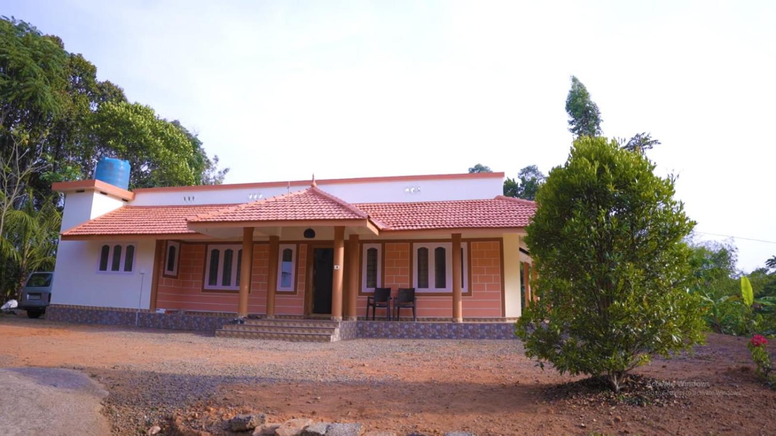 Four-Bedroom House photo 3