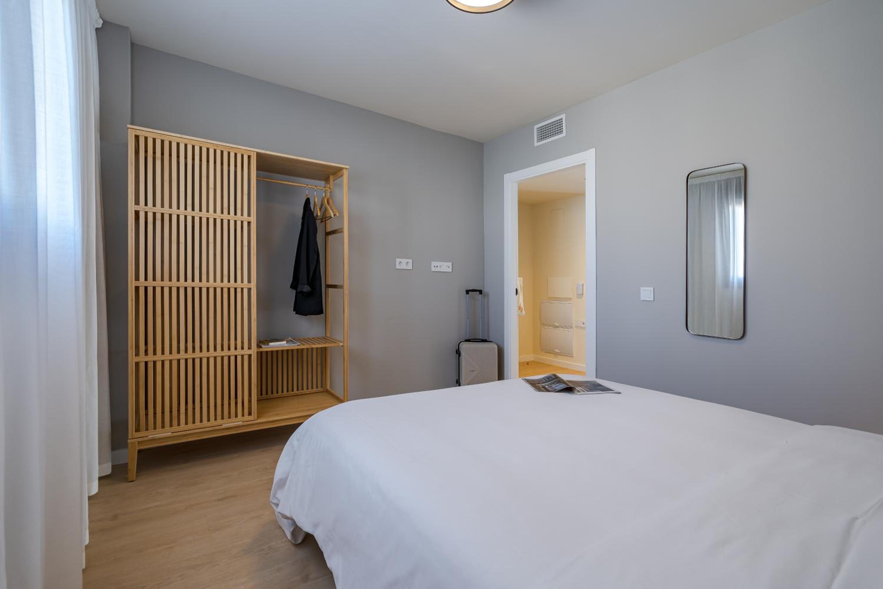 One-Bedroom Apartment (4 Adults) photo 2