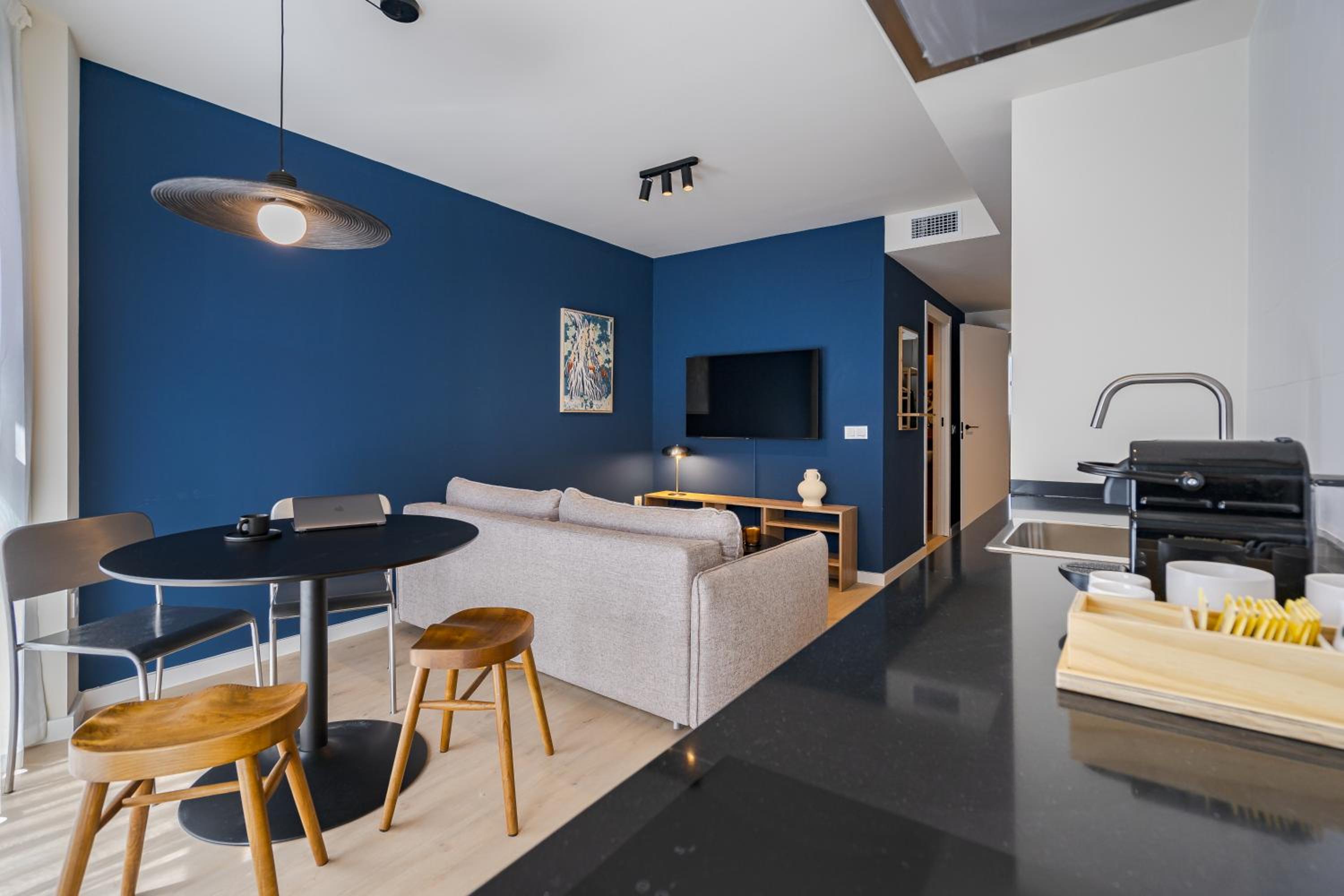 One-Bedroom Apartment (4 Adults) photo 3