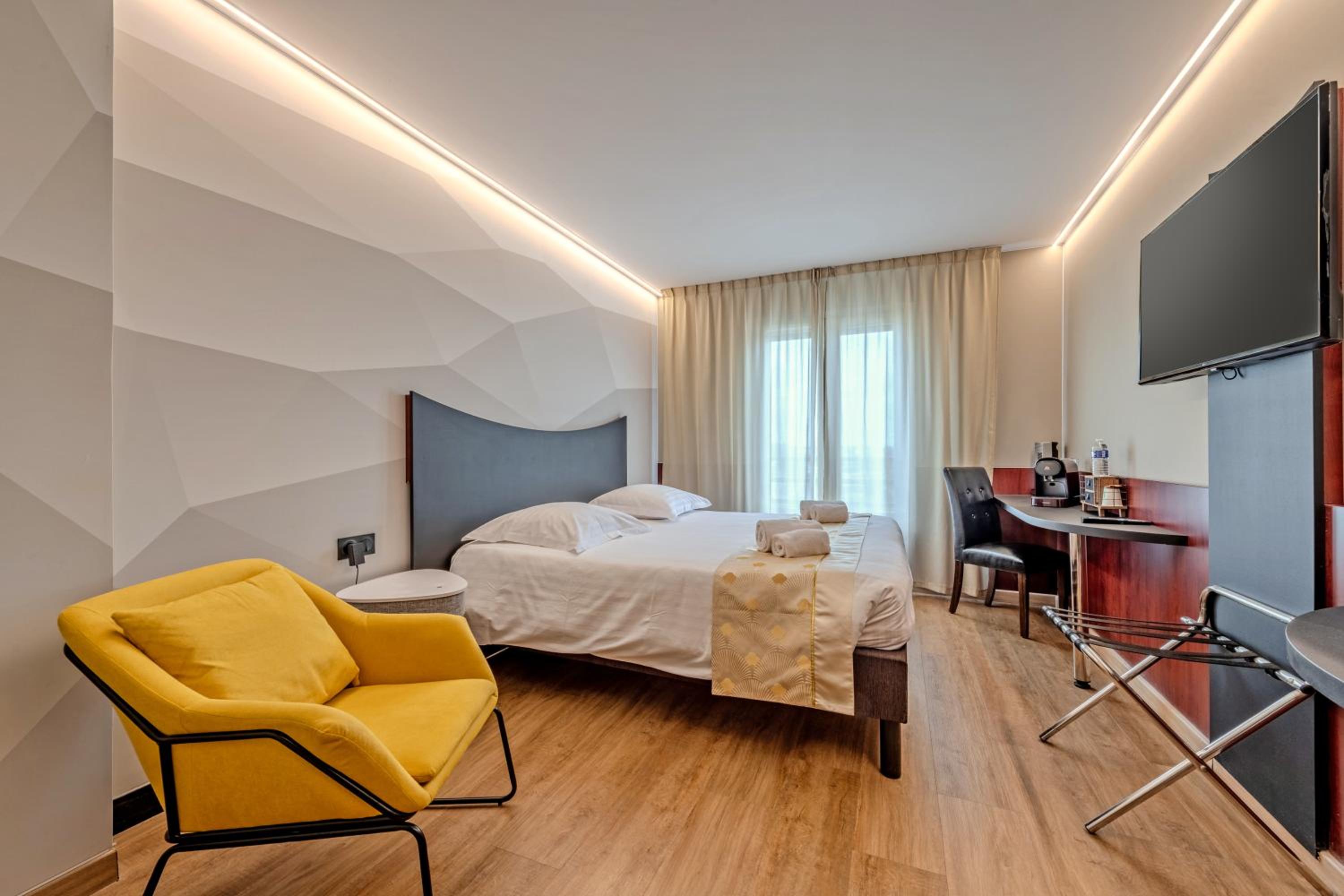 Privilege Double Room - Photo 6
