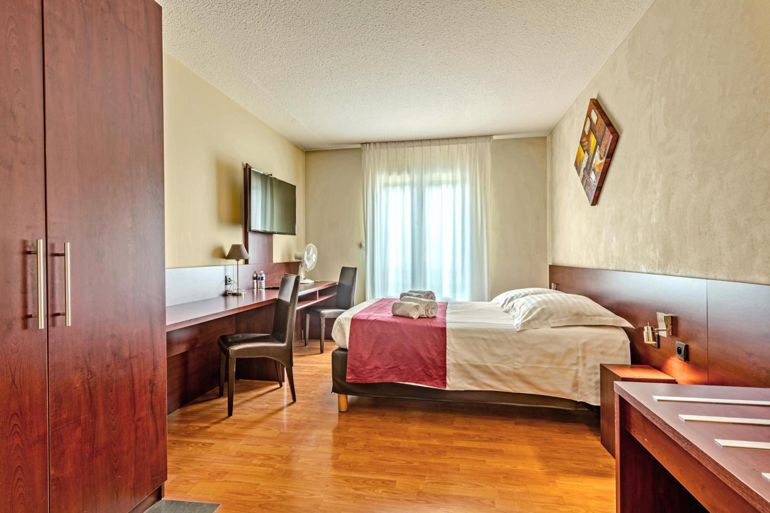 Comfort Double Room - Photo 8