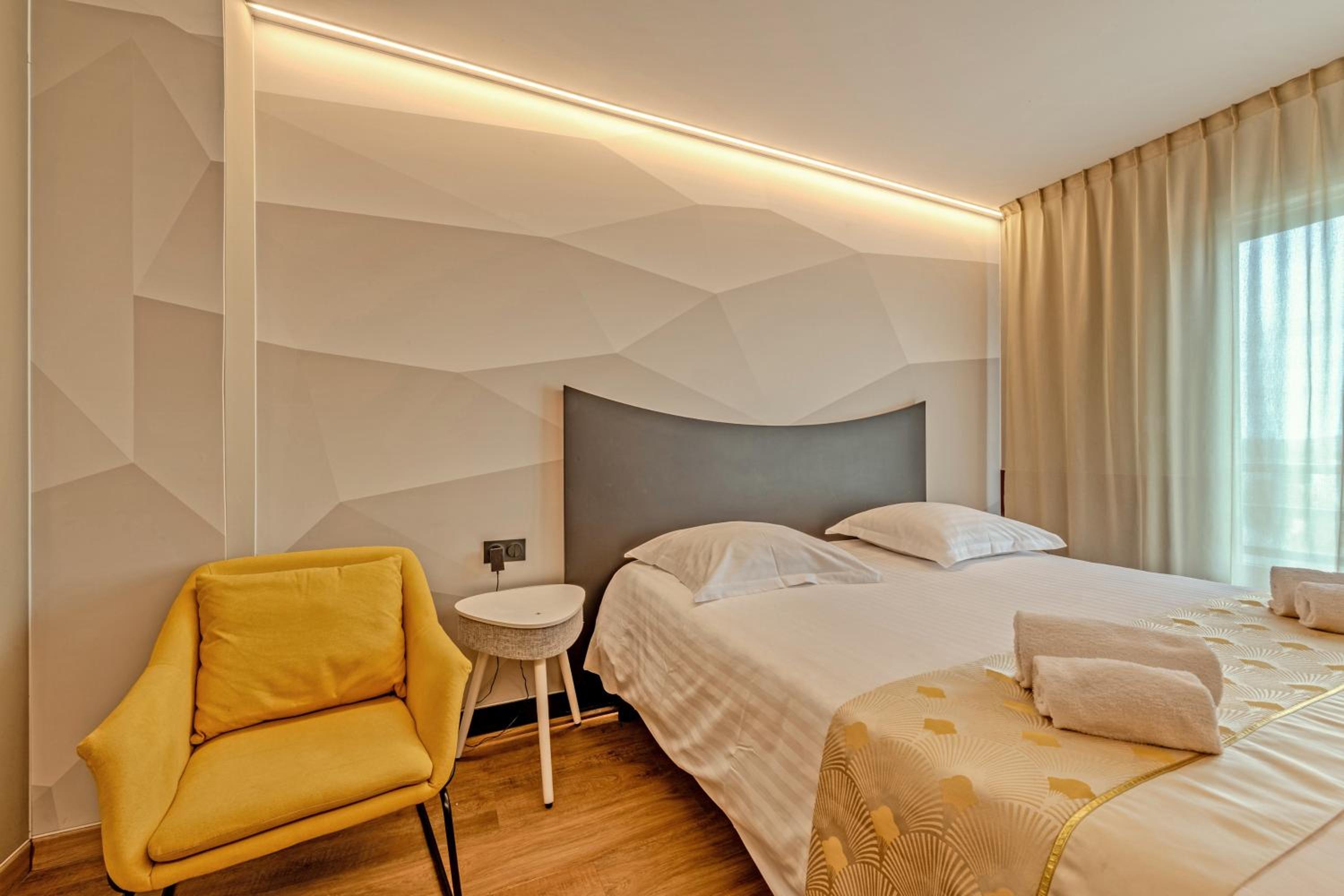 Privilege Double Room - Photo 7