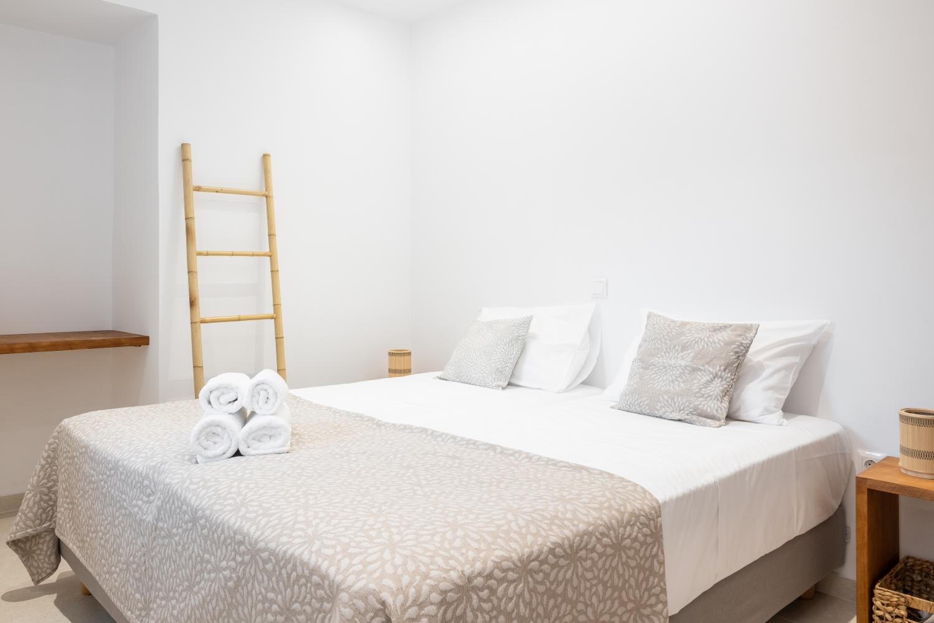 Three-Bedroom House photo 1
