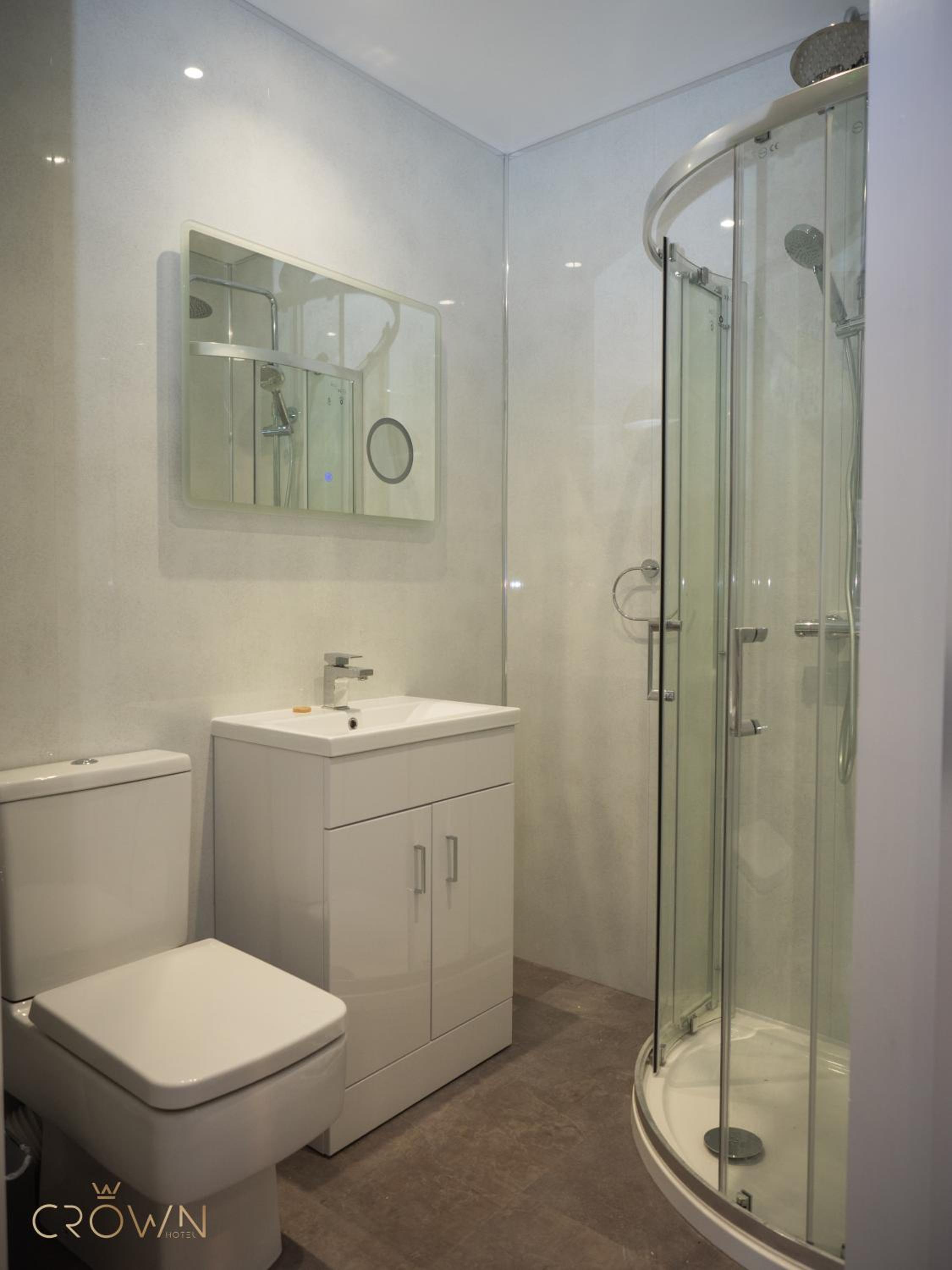 Queen Room - Photo 25
