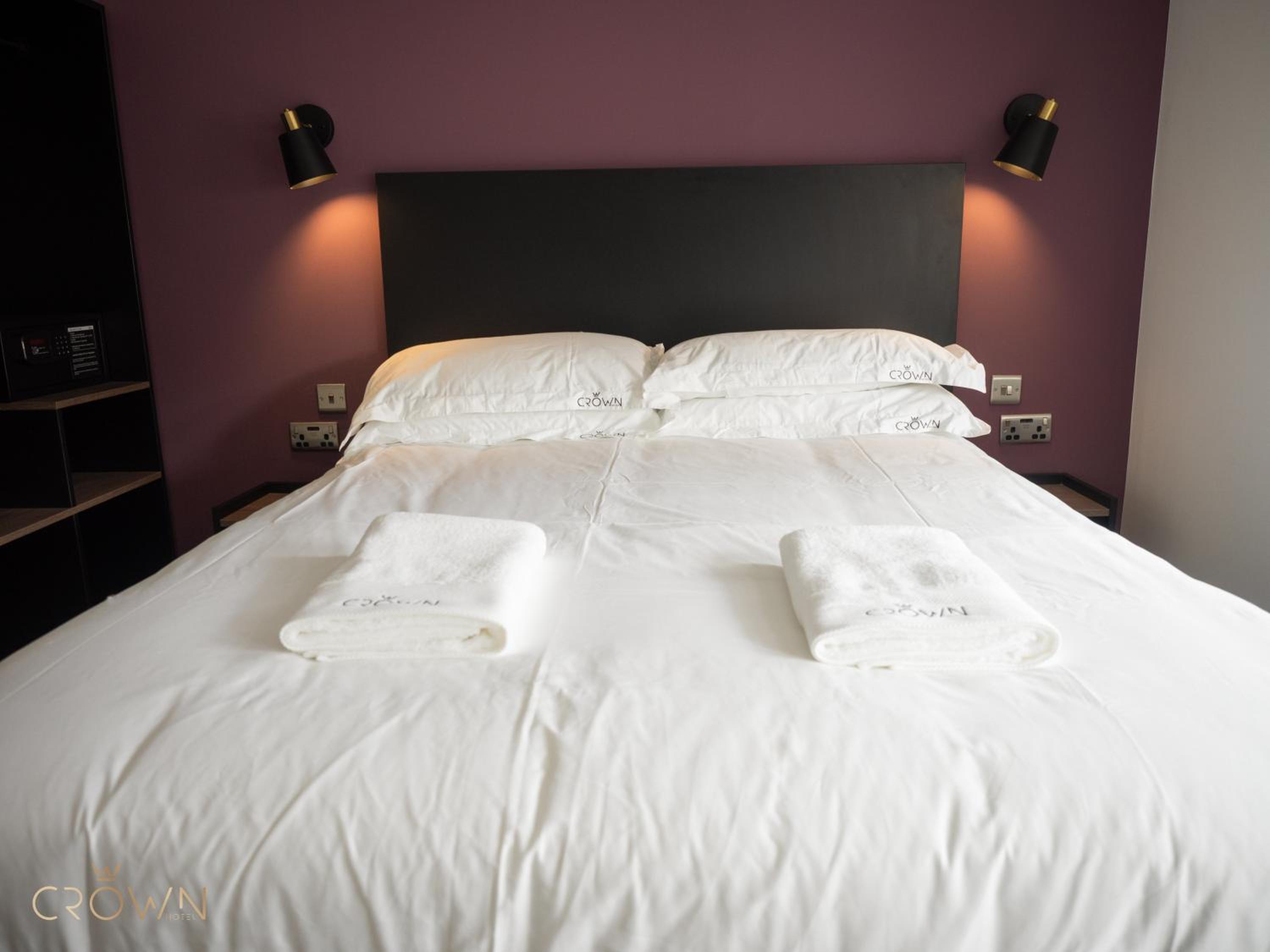 Queen Room - Photo 16
