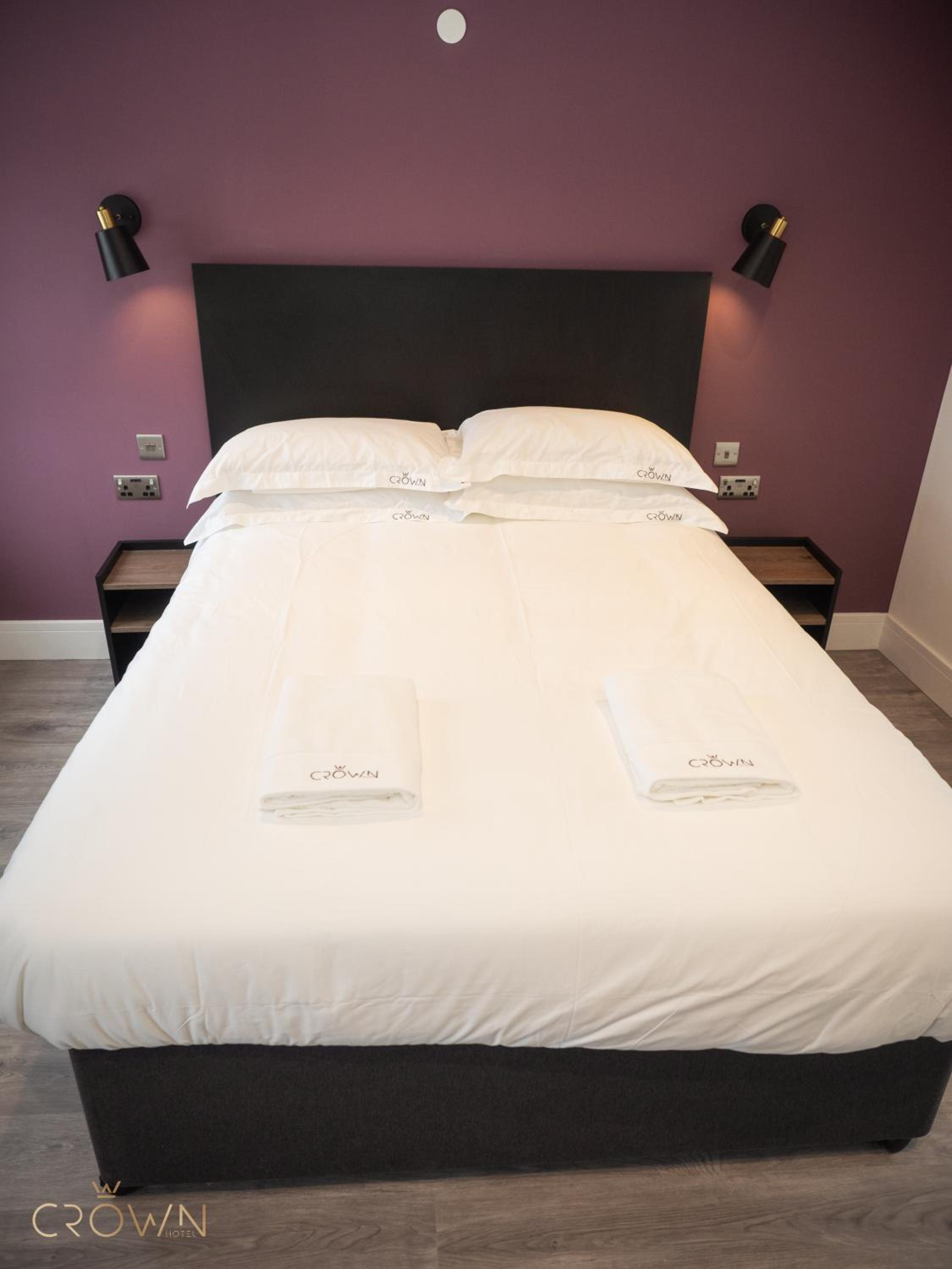 Queen Room - Photo 18