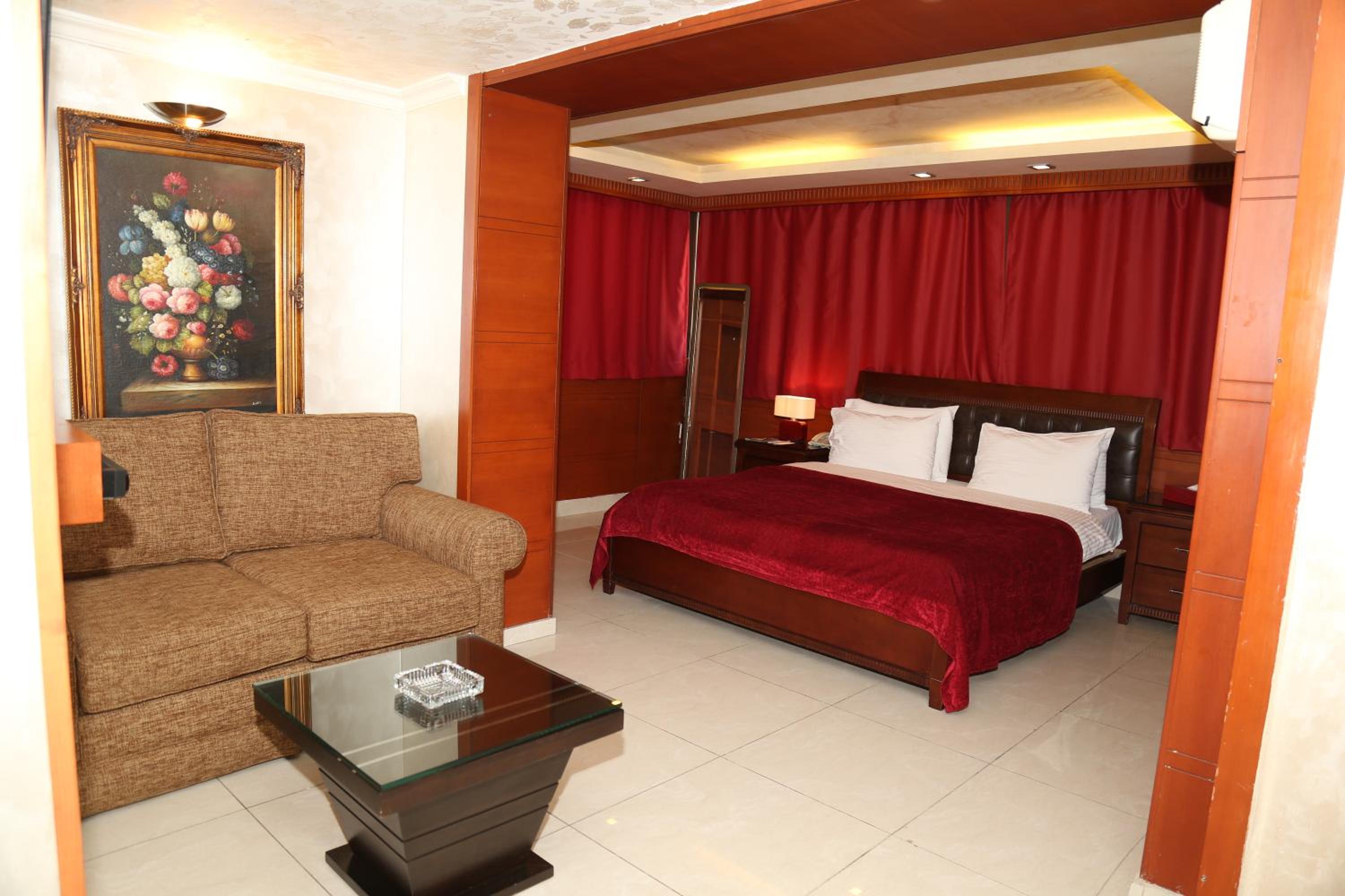  Junior Suite City View photo 3