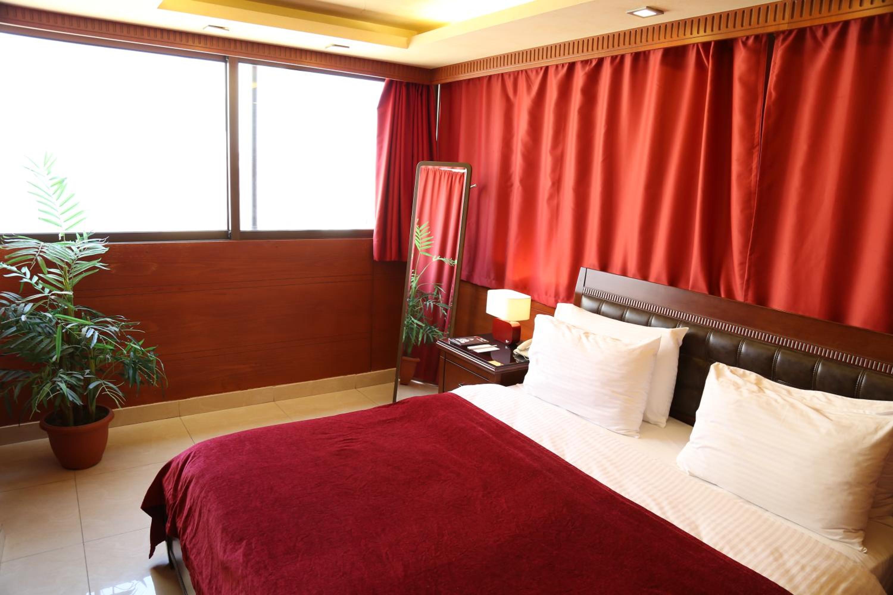 Standard Double Room - Photo 6