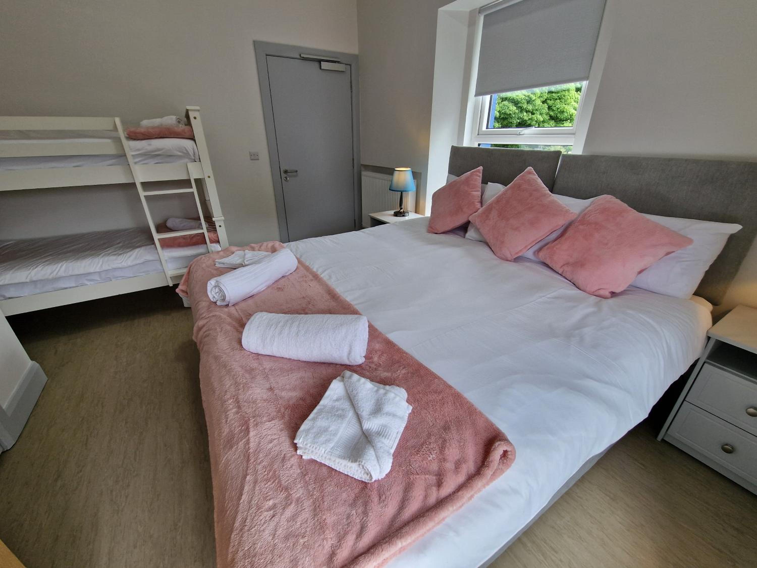 Double Room with Private Bathroom photo 1