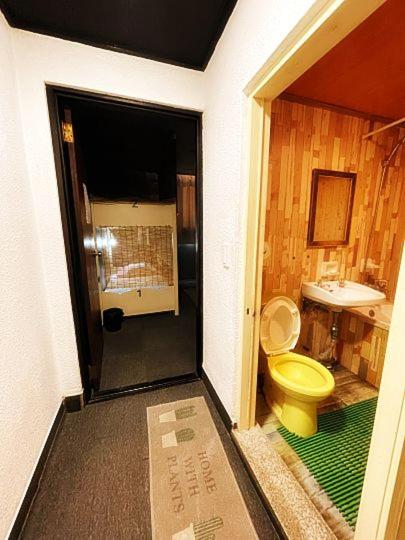 4-Bed Mixed Dormitory Room photo 3