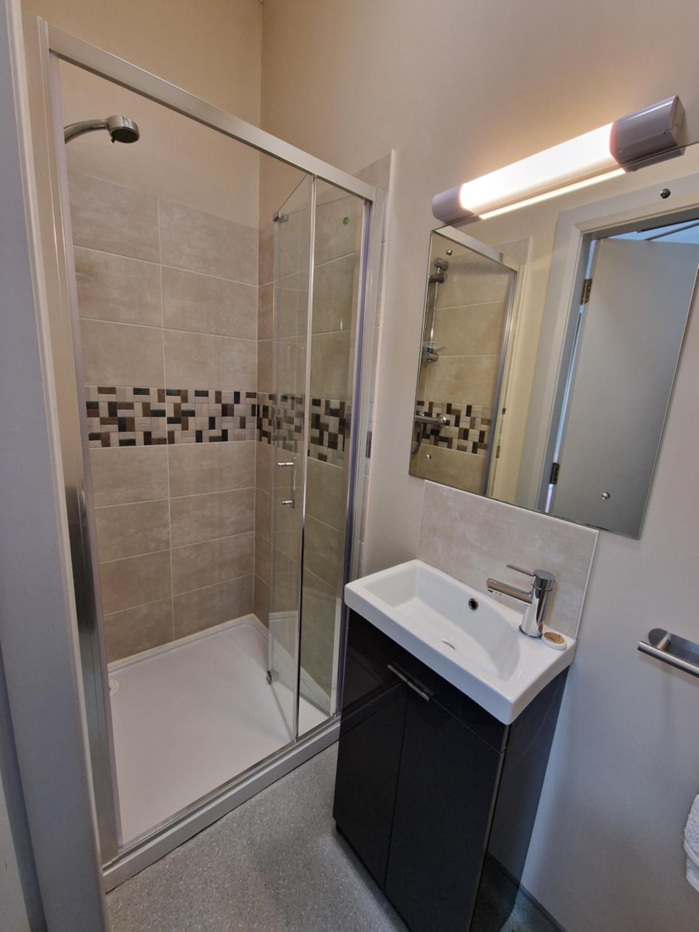 Double Room with Private Bathroom photo 3