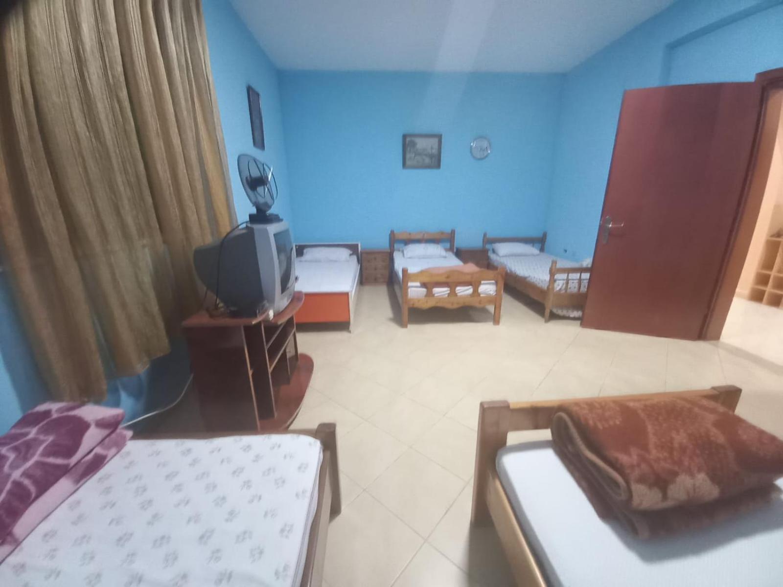4-Bed Female Dormitory Room photo 2