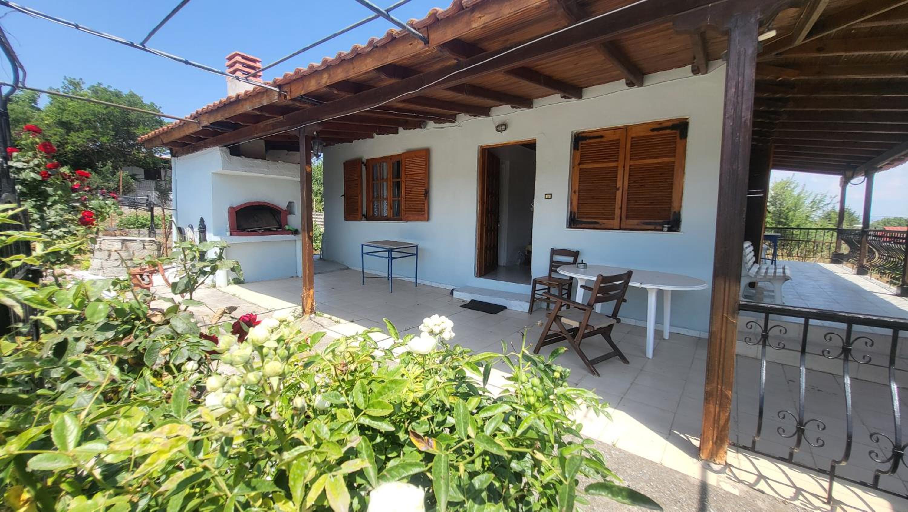 Two-Bedroom House photo 2