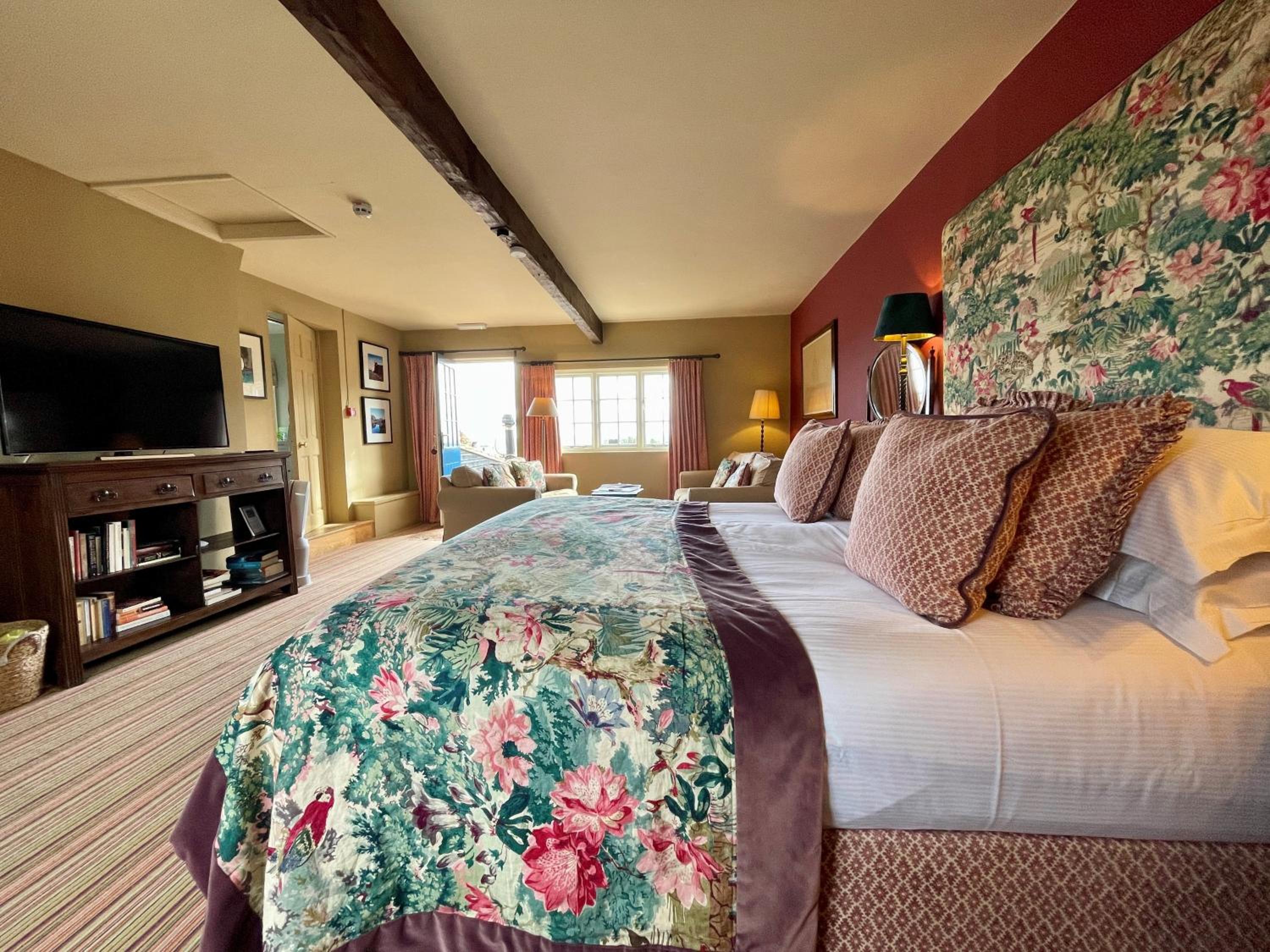 Executive Suite