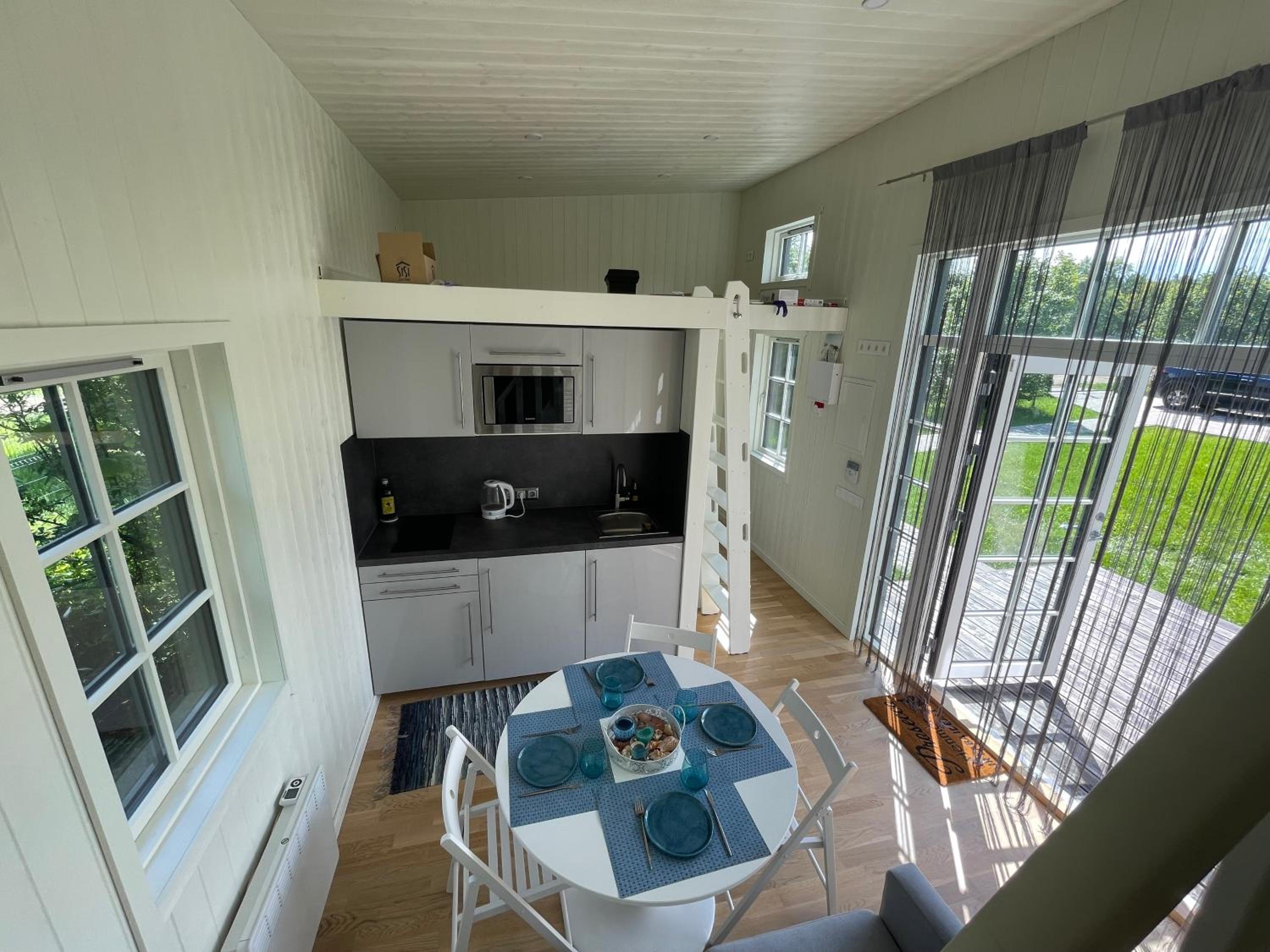 Two-Bedroom House photo 2