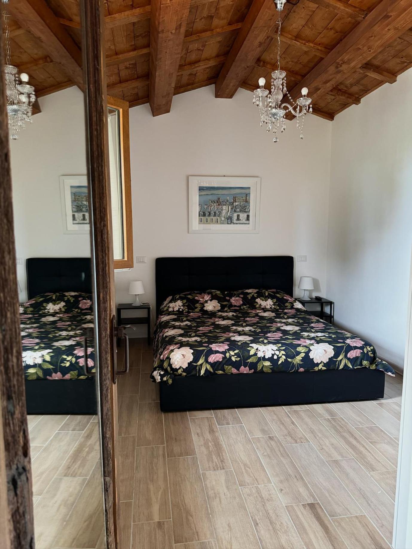 Standard Double Room photo 3