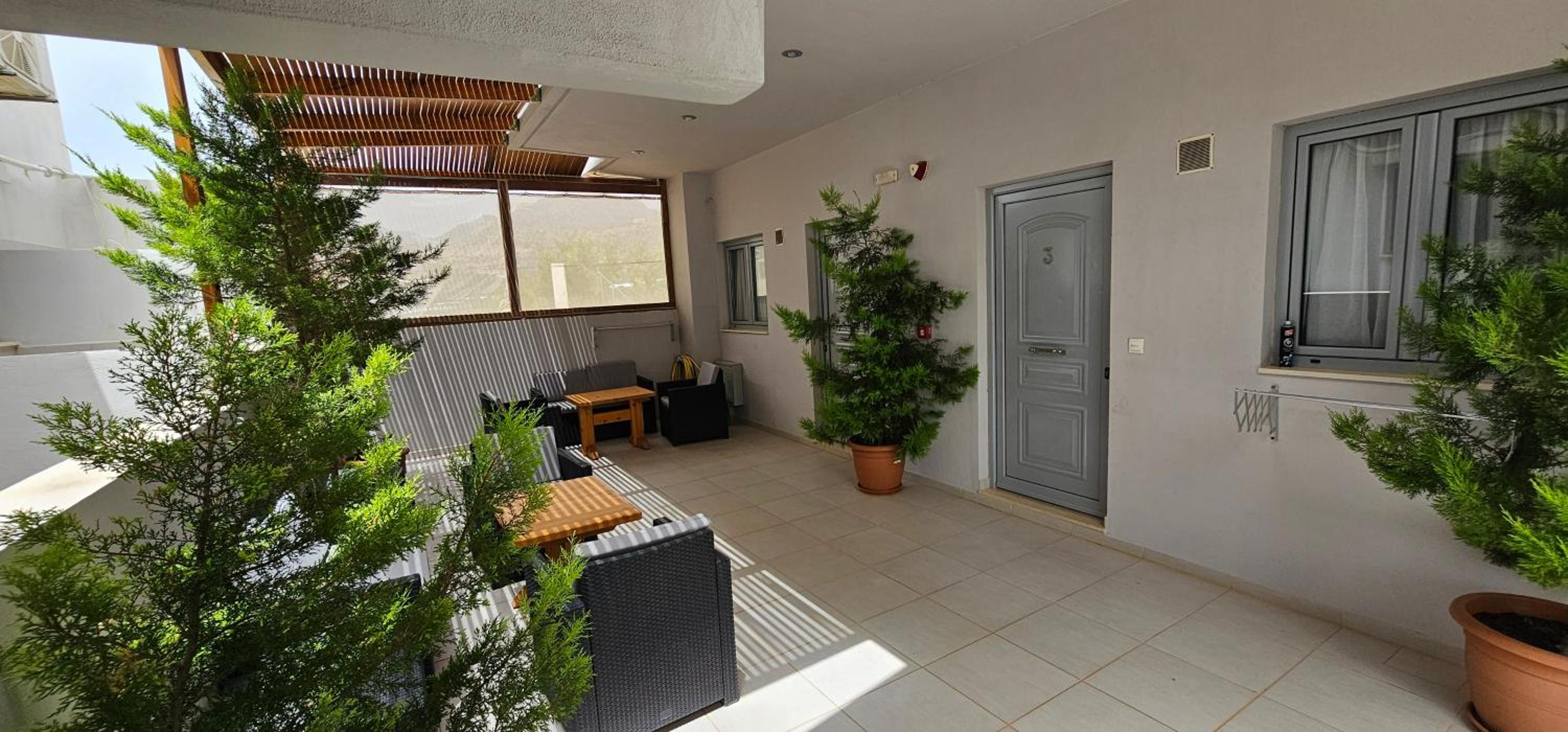 Studio Apartment with Sea View photo 3