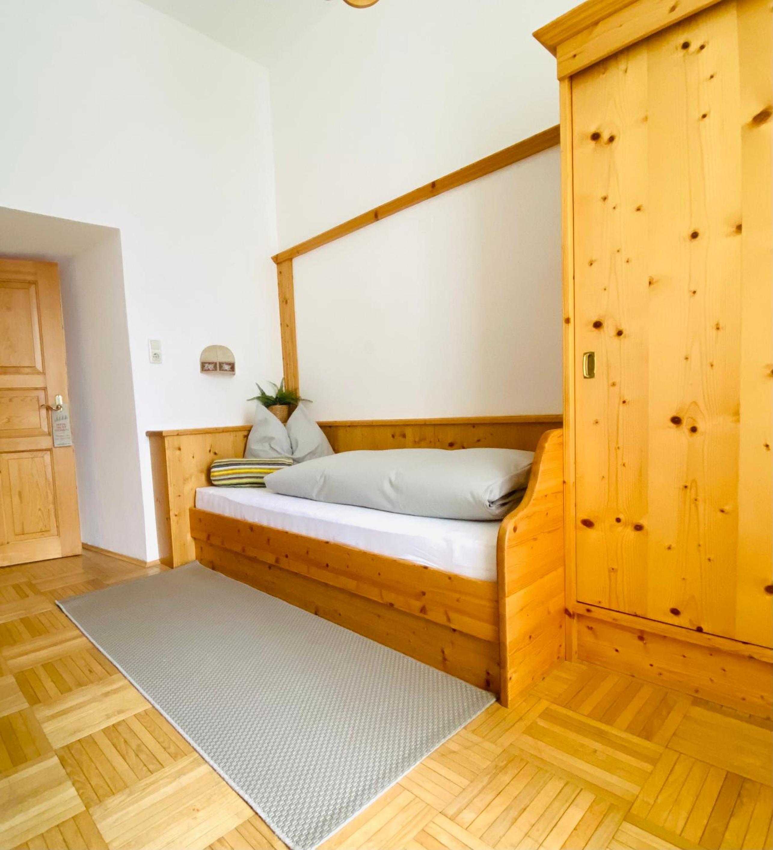 Single Room with Mountain View photo 1