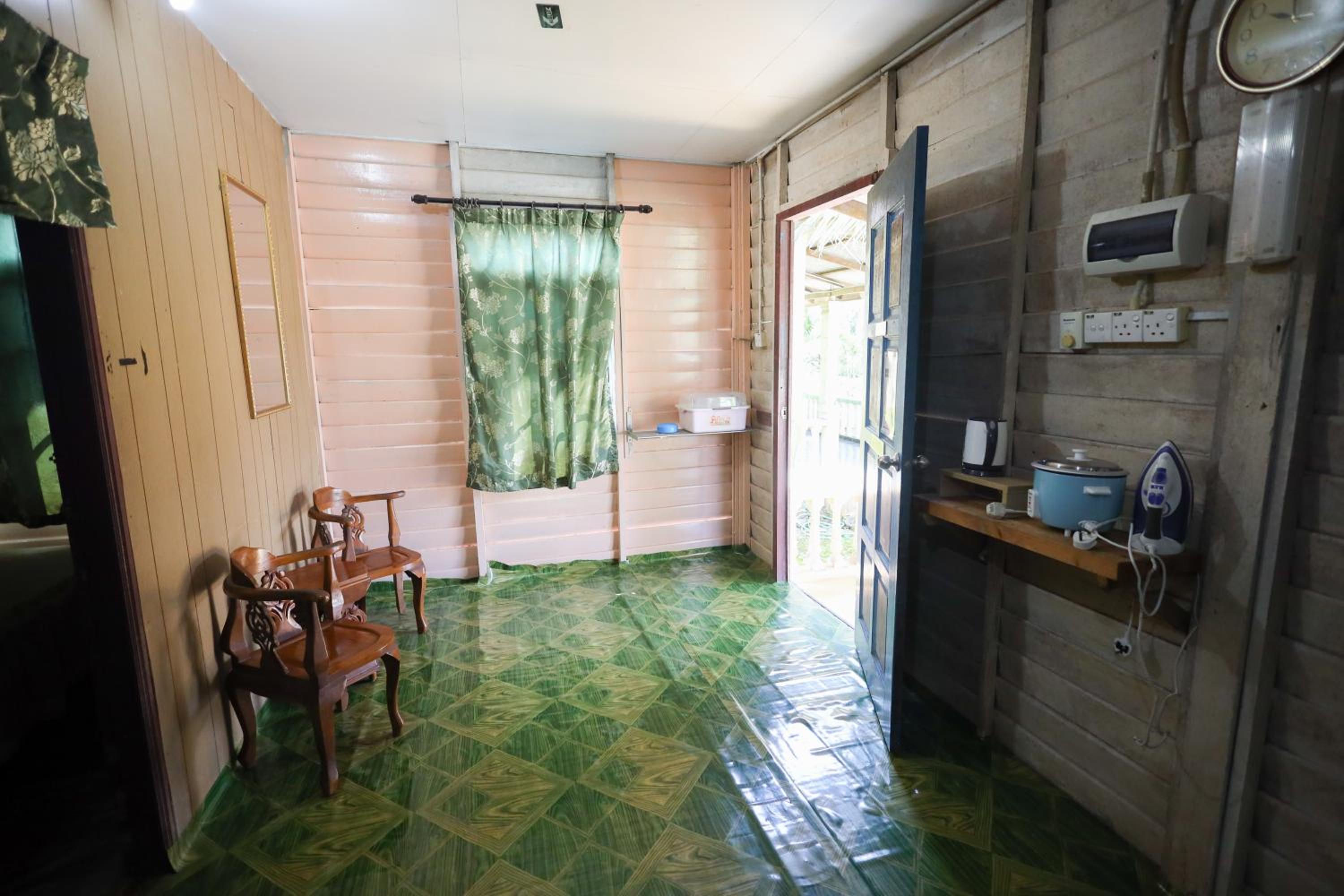 Two-Bedroom House photo 2