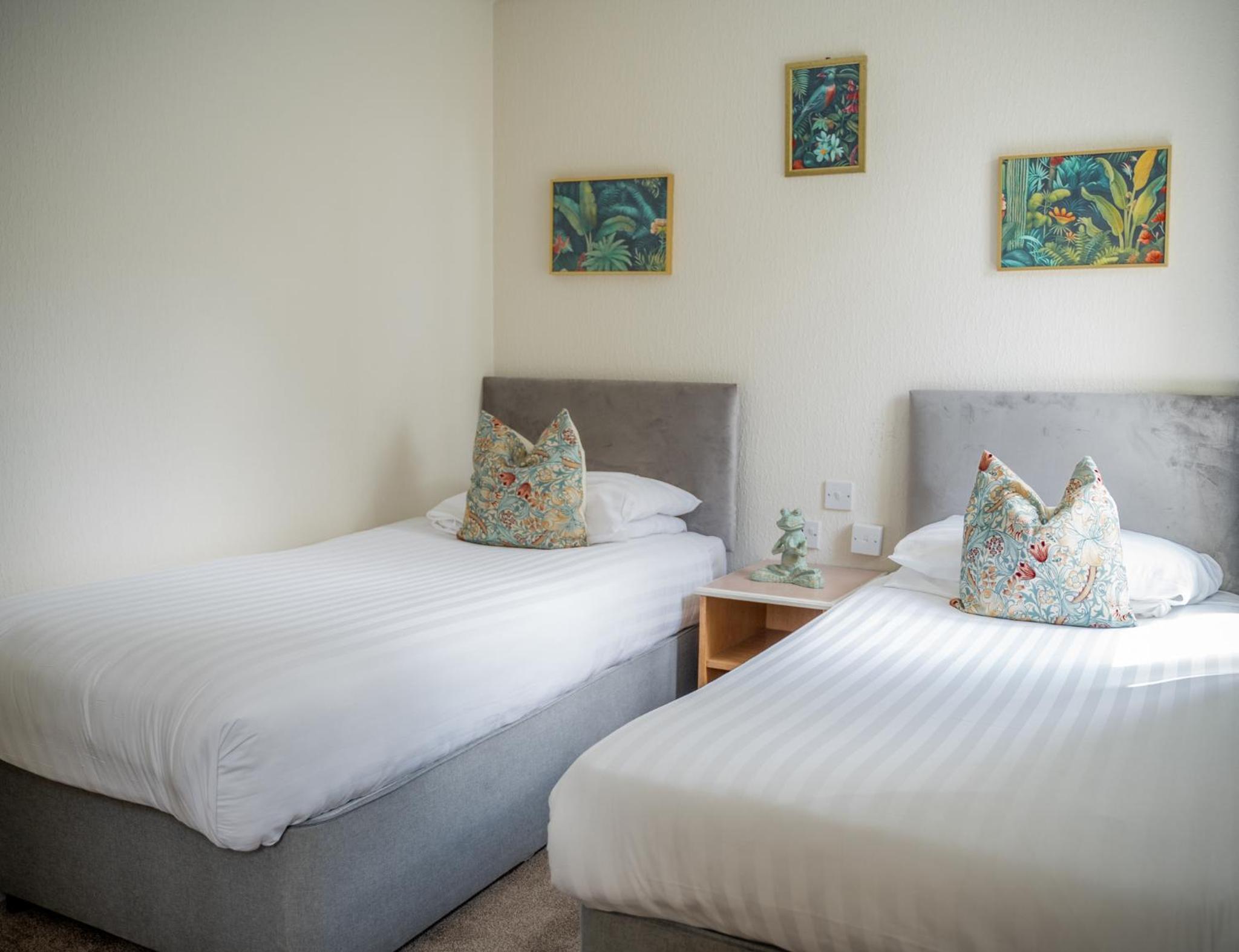 Standard Quadruple Room - Photo 3