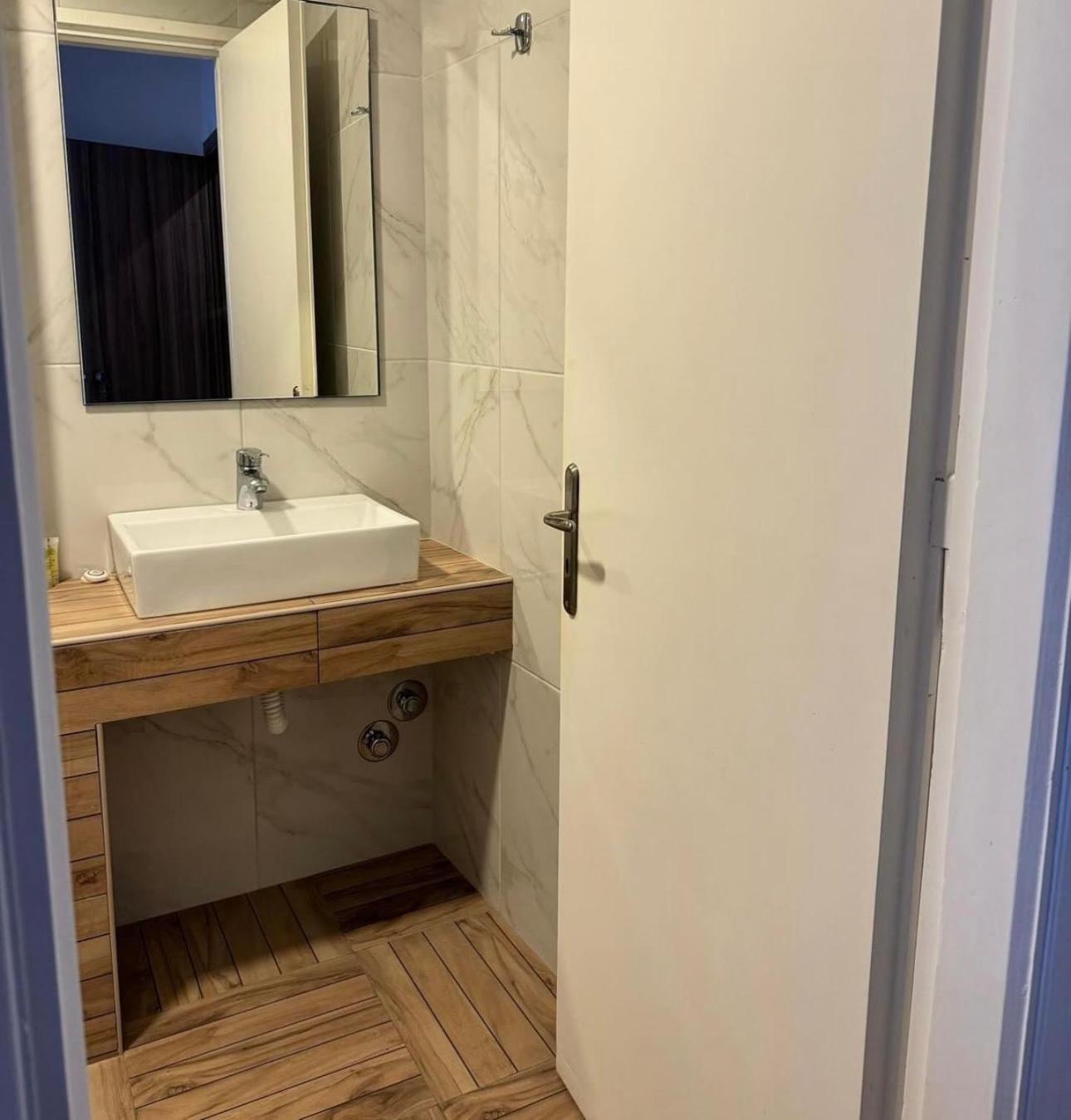 Quadruple Room - Photo 2