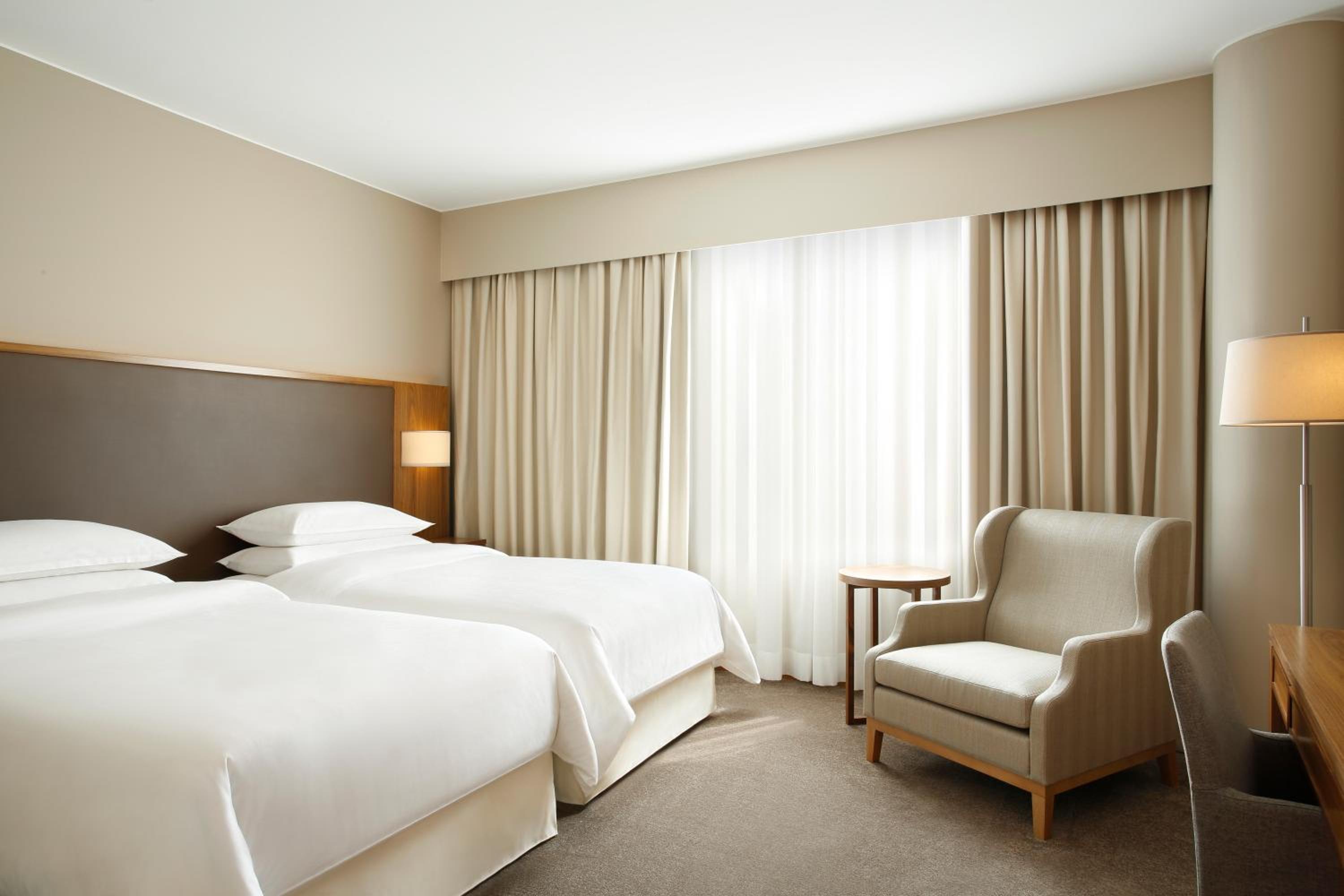Superior Twin Room - Photo 1