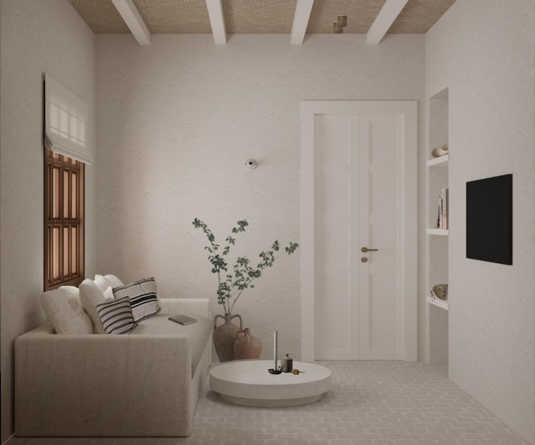 Family Two-Bedroom Apartment with View - Photo 9