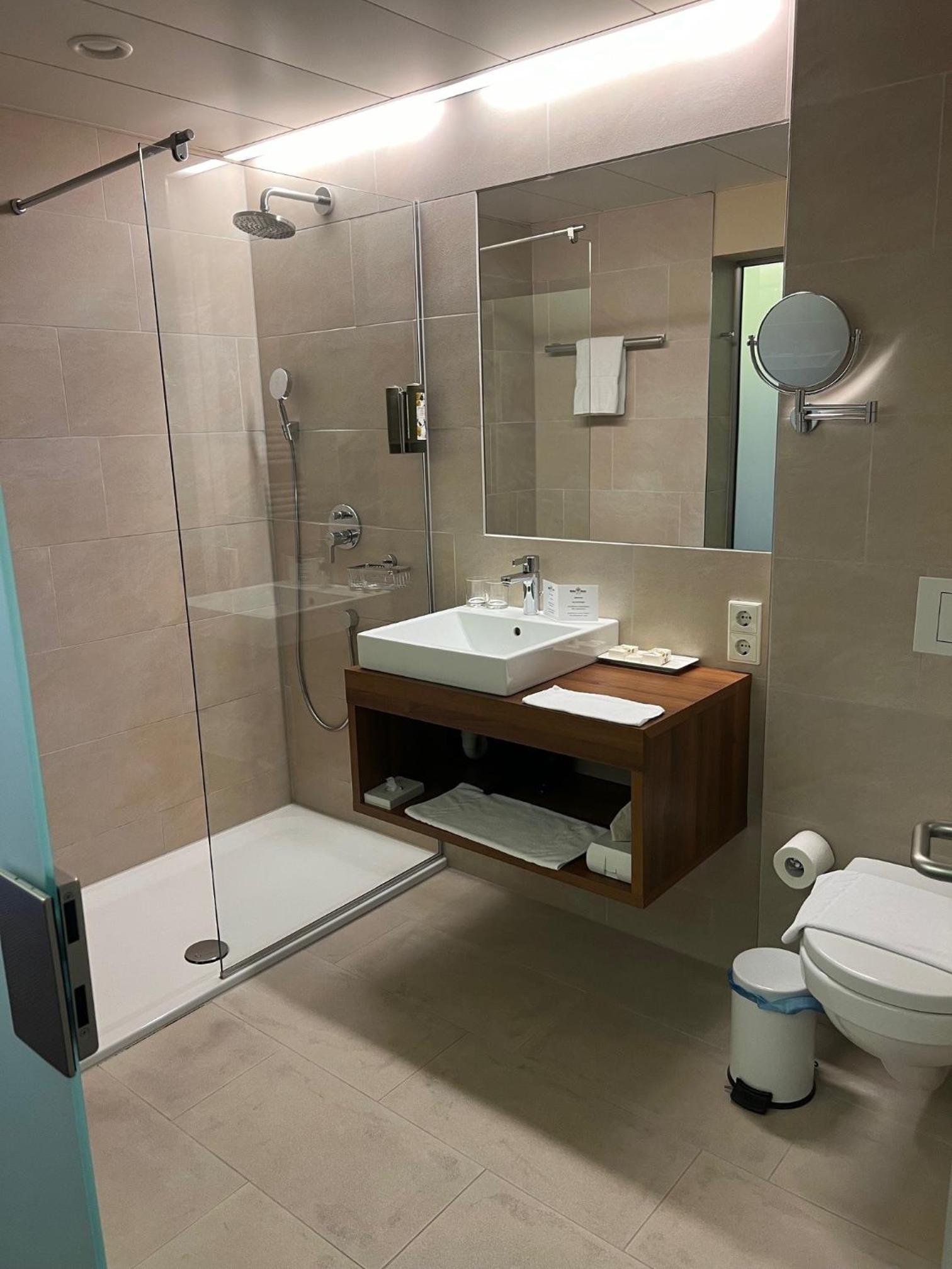 Single Room photo 3