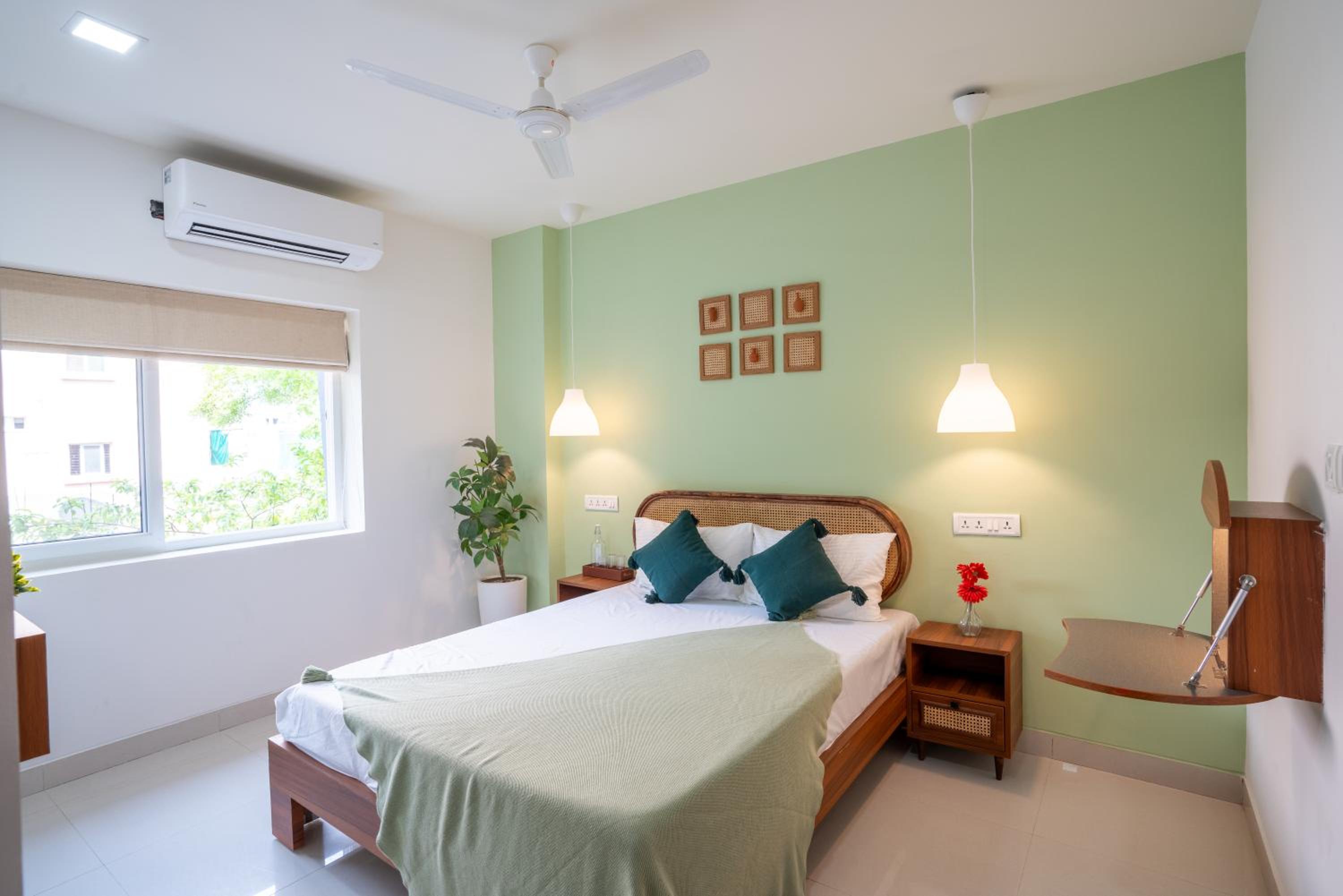 Standard King Room photo 1